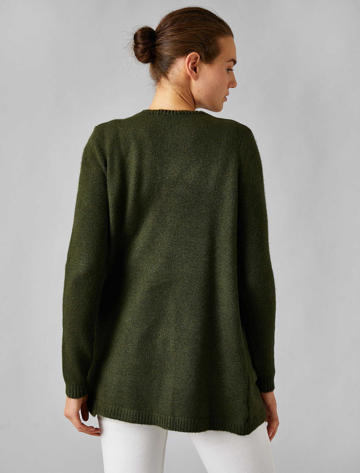   Uzun Kollu Cepli Triko Hırka