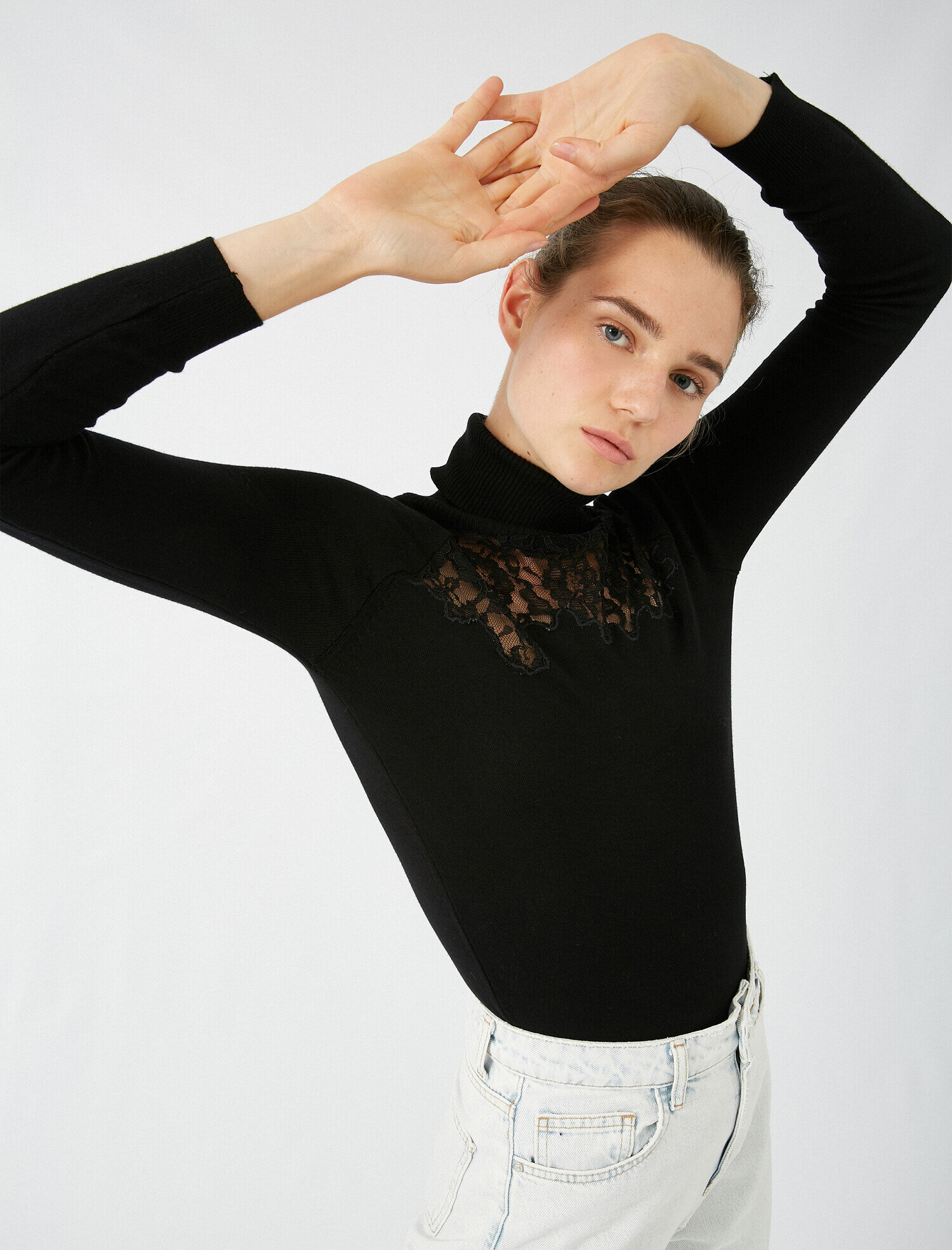   Balıkçı Yaka Uzun Kollu Dantel Detaylı Triko Kazak