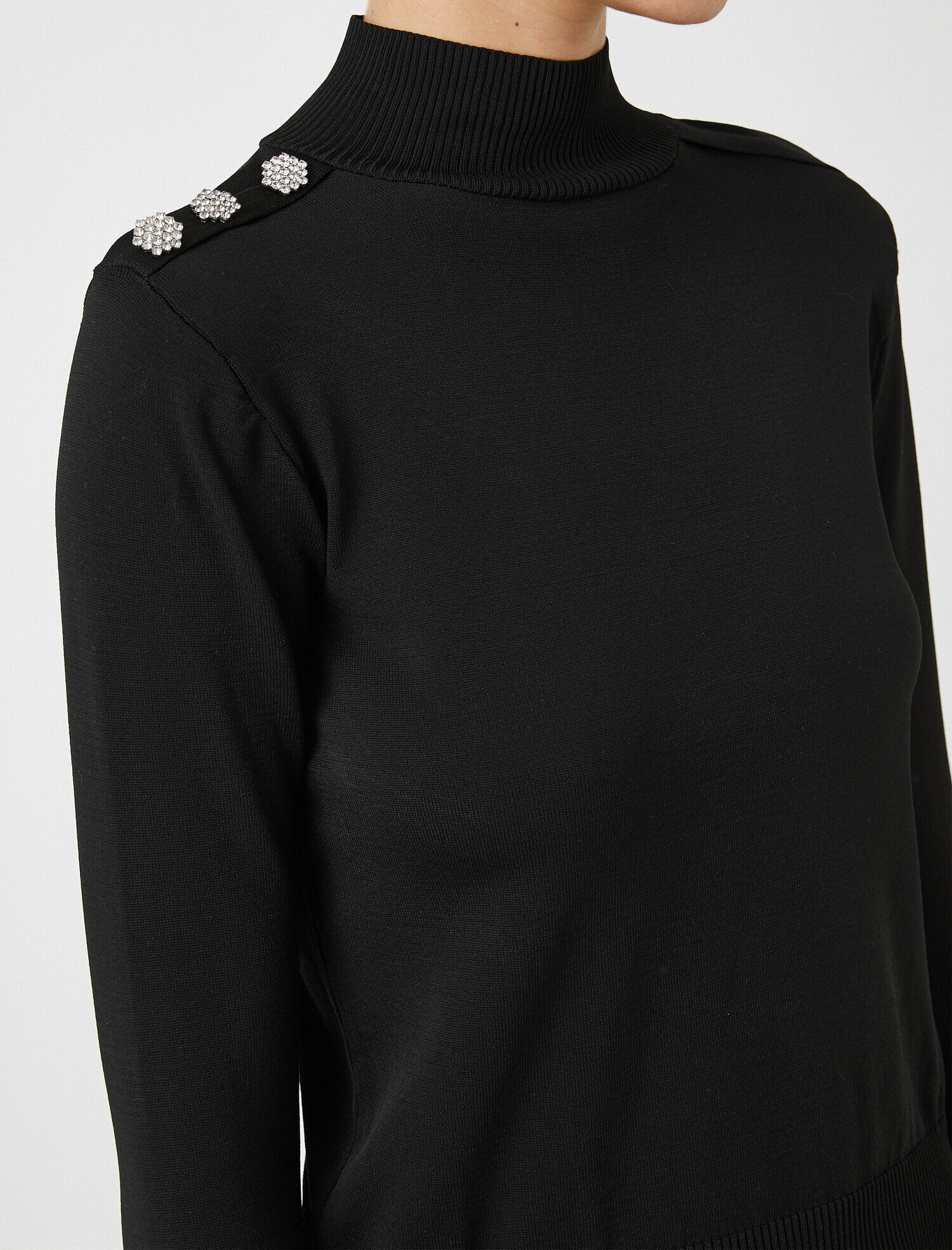   Balıkçı Yaka Düğme Detaylı Triko Kazak