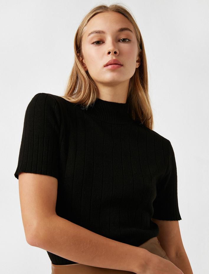  Bisiklet Yaka Kisa Kollu Triko Kazak