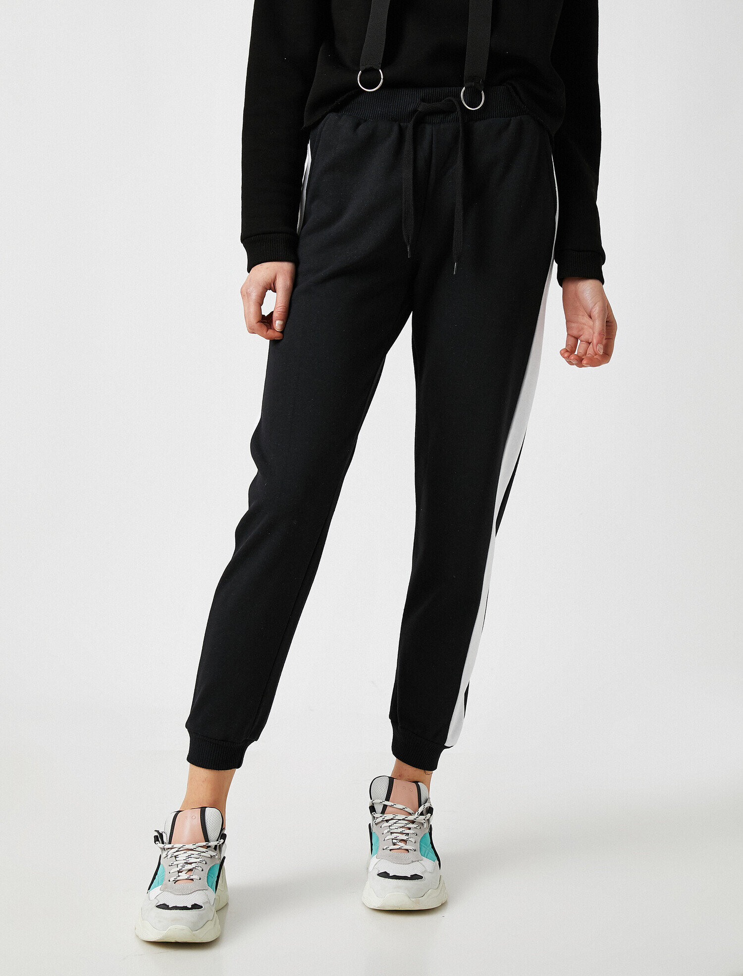 Jogger Eşofman Altı Şerit Detaylı Pamuklu