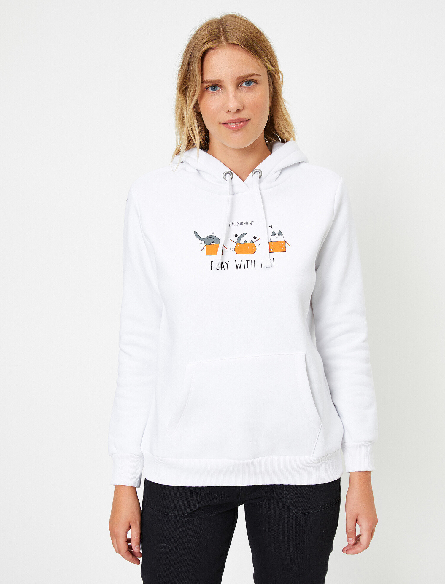   Kapüşonlu Cepli Yazılı Baskılı Uzun Kollu Sweatshirt