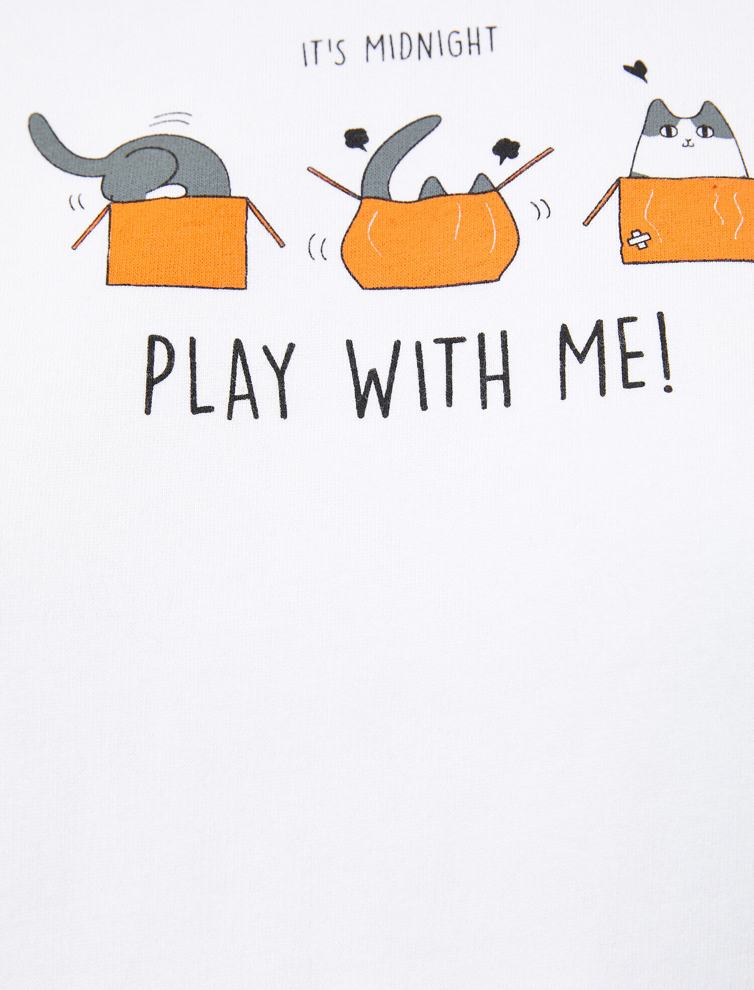   Kapüşonlu Cepli Yazılı Baskılı Uzun Kollu Sweatshirt