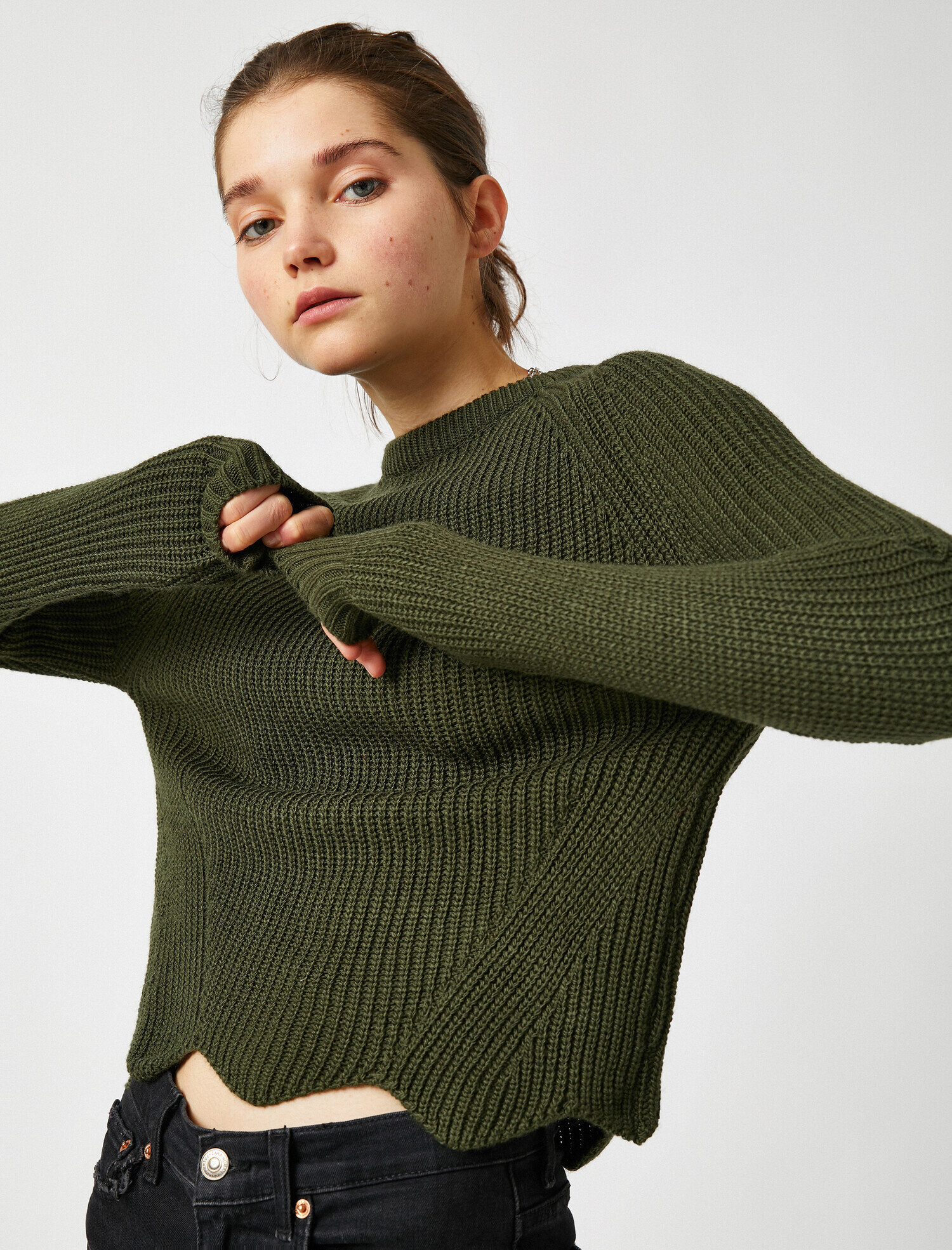   Uzun Kollu Bisiklet Yaka Asimetrik Detaylı Triko Kazak