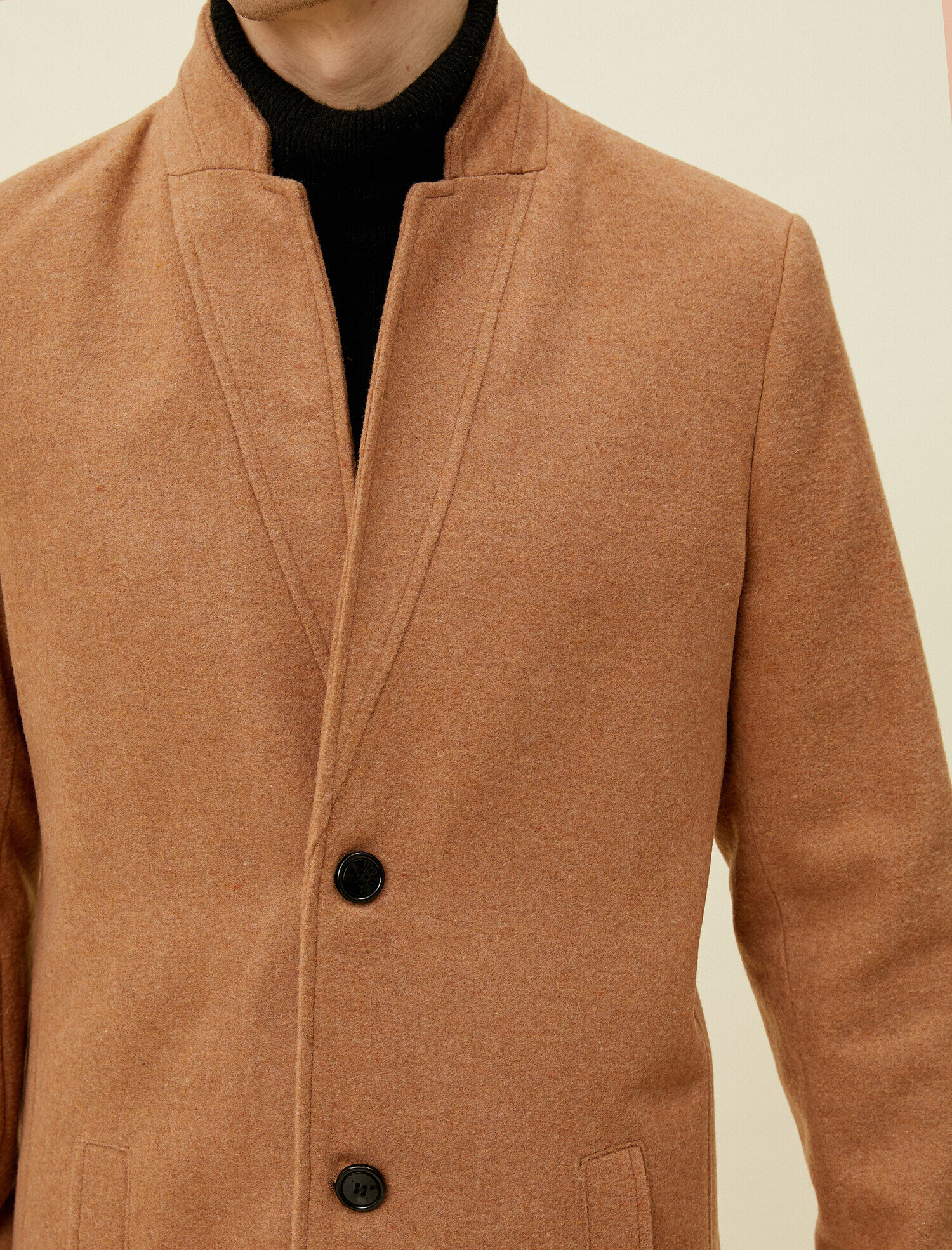 Düğmeli Kaban Cep Detaylı