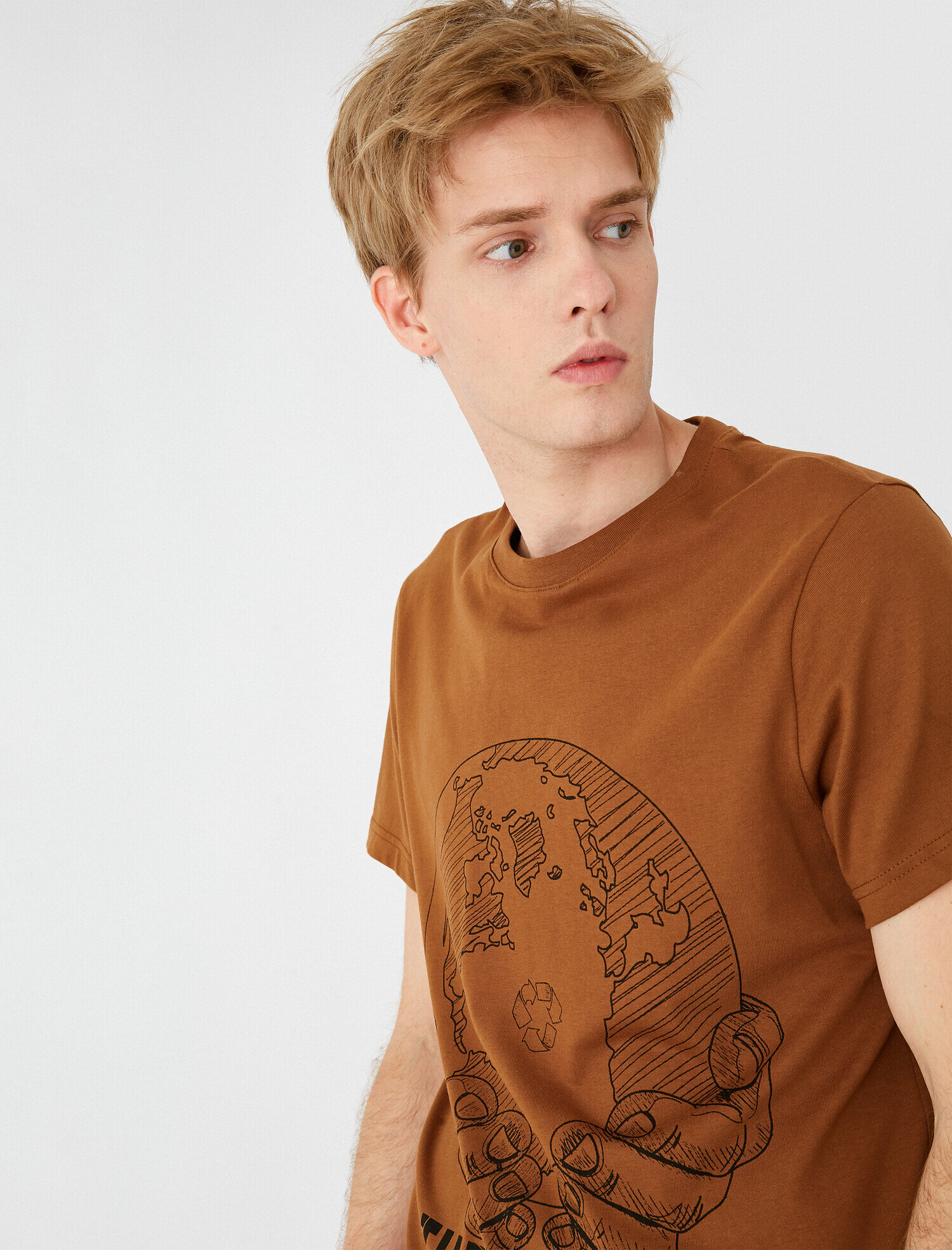   Pamuklu Baskılı Kısa Kollu Bisiklet Yaka Tişört