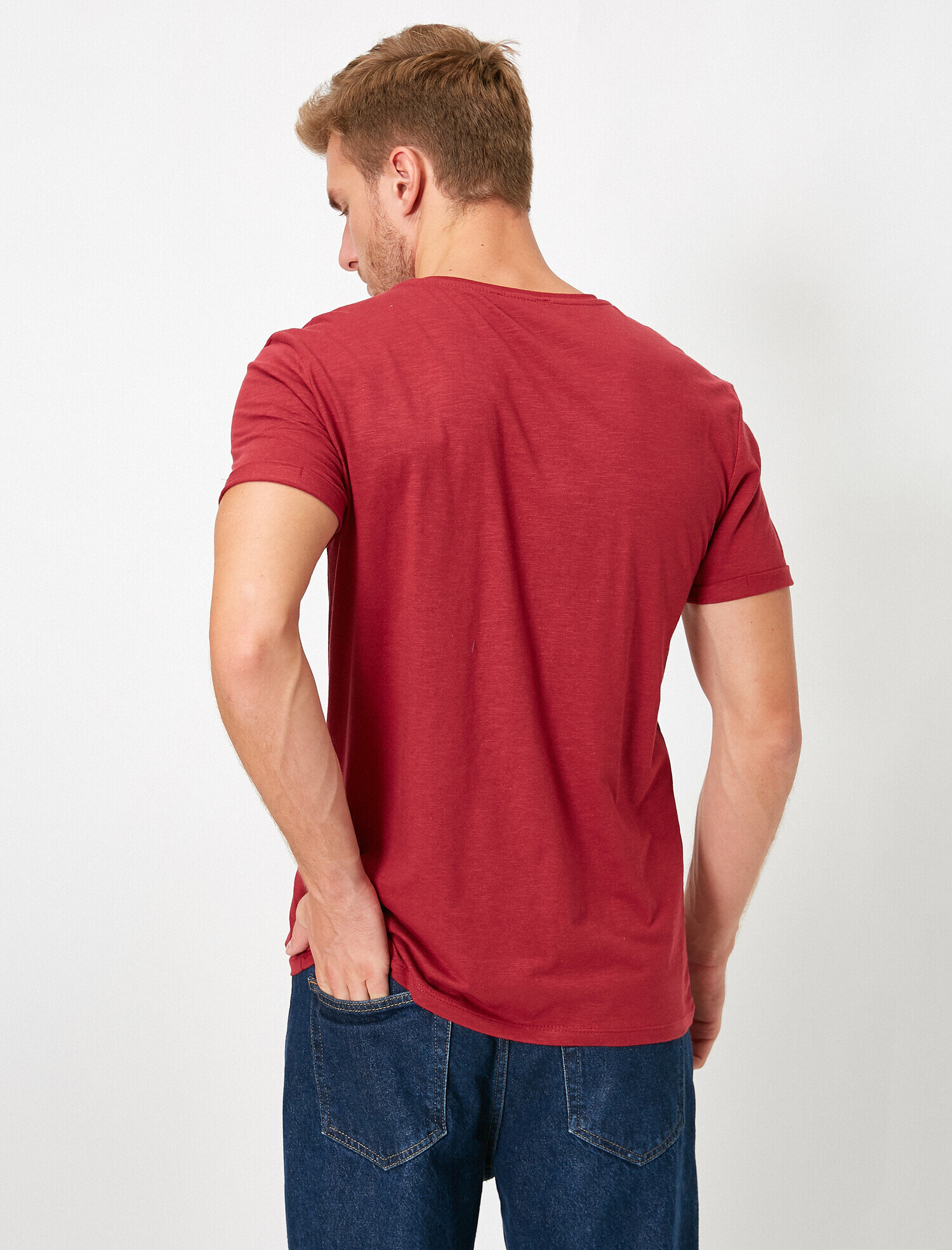 Pamuklu Bisiklet Yaka Kısa Kollu Cepli Tişört