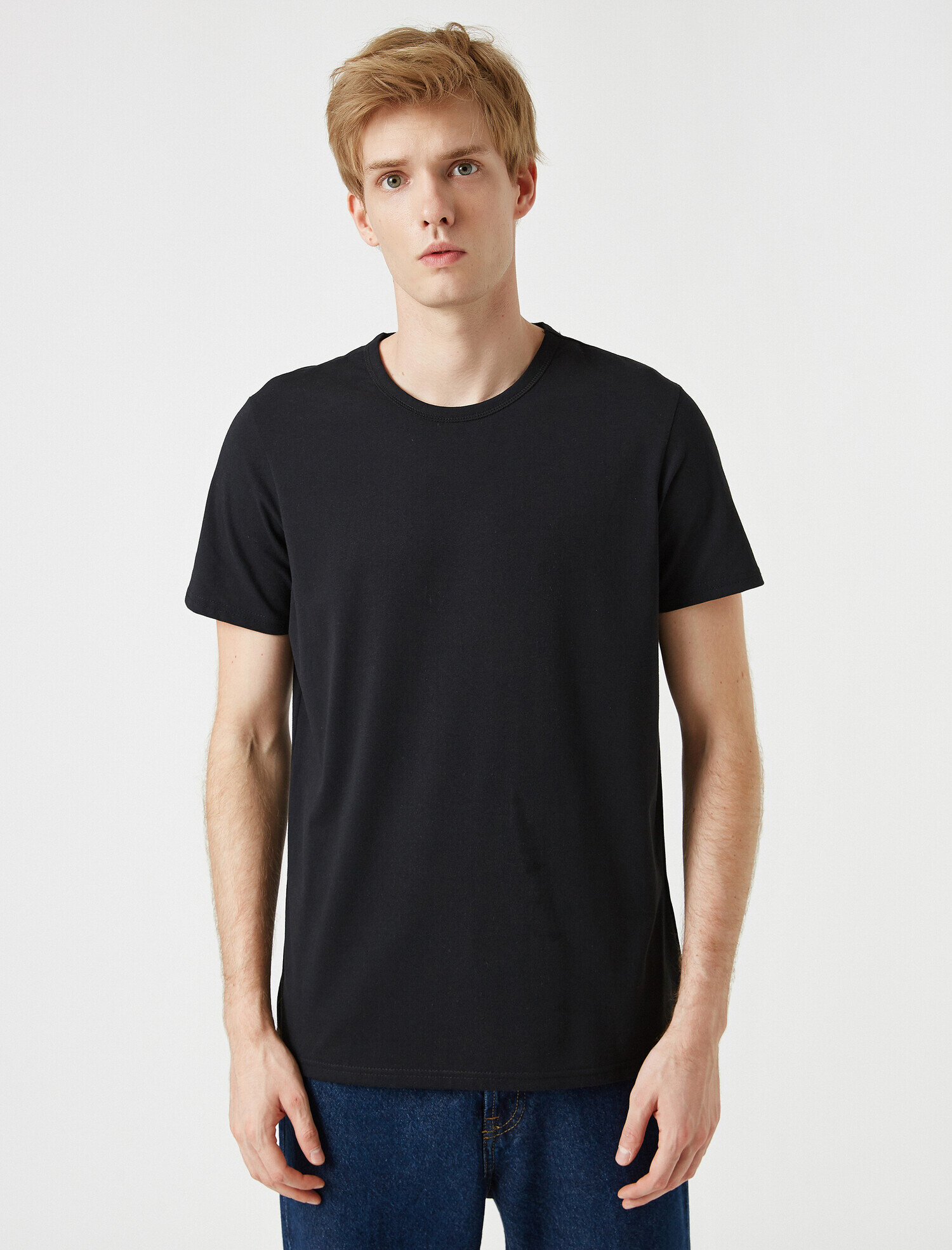   Bisiklet Yaka Kısa Kollu Basic Tişört