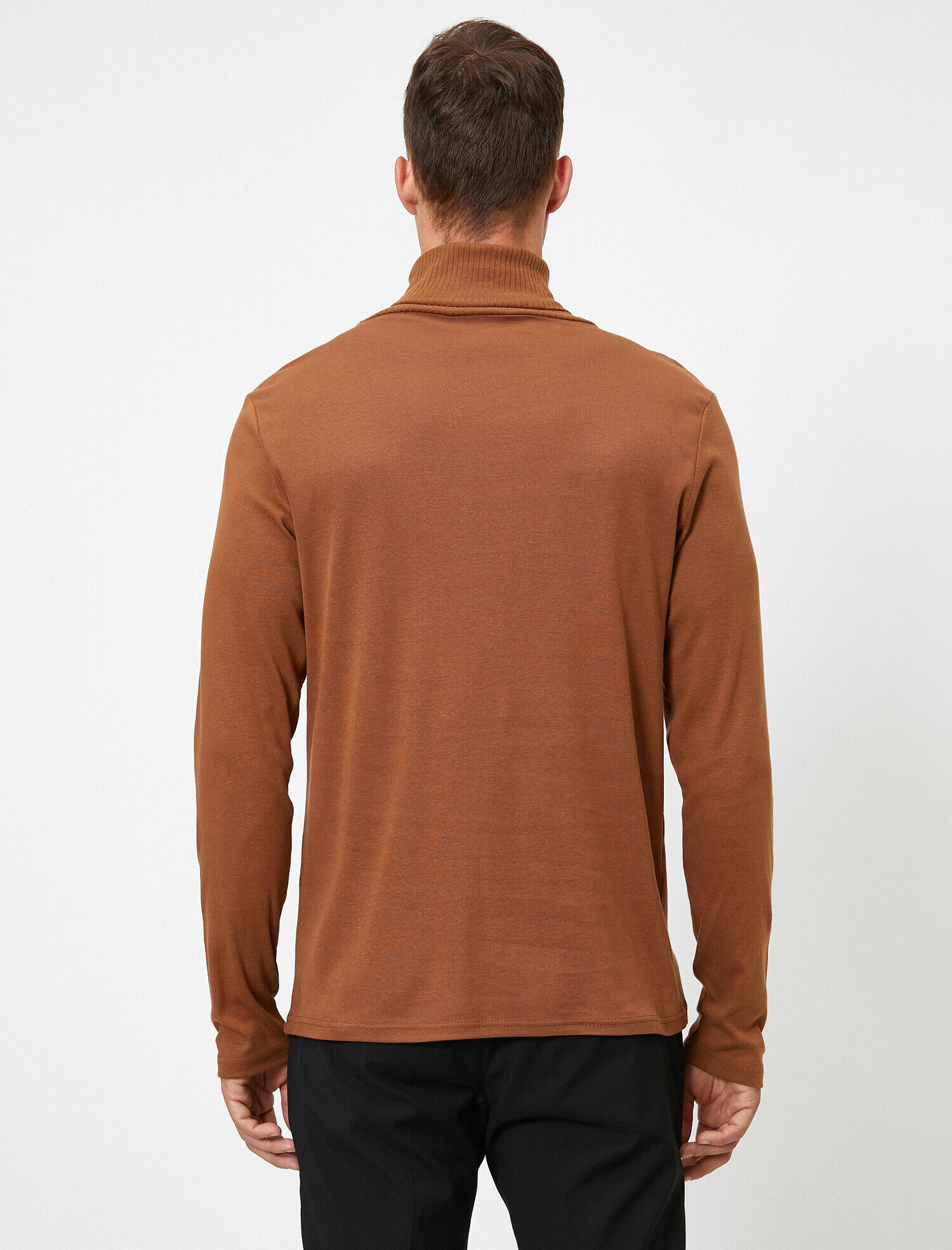   Boğazlı Uzun Kollu Basic Tişört