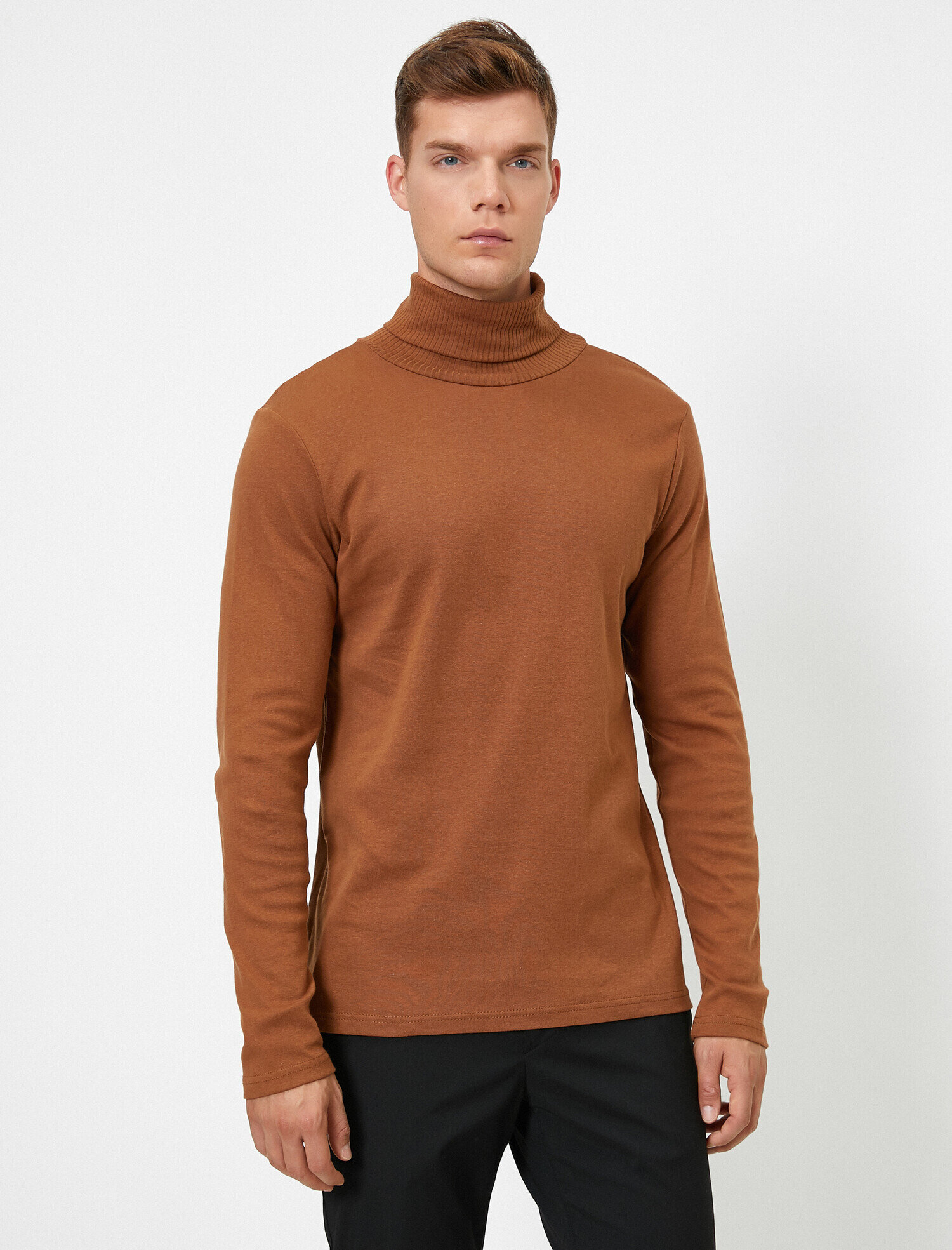   Boğazlı Uzun Kollu Basic Tişört