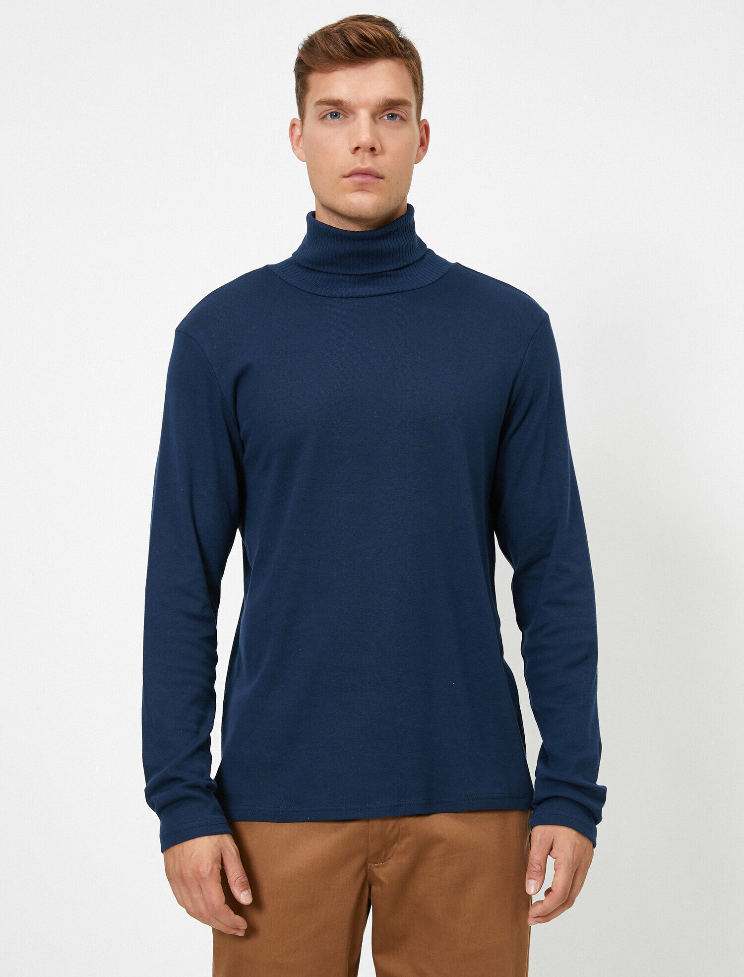   Boğazlı Uzun Kollu Basic Tişört