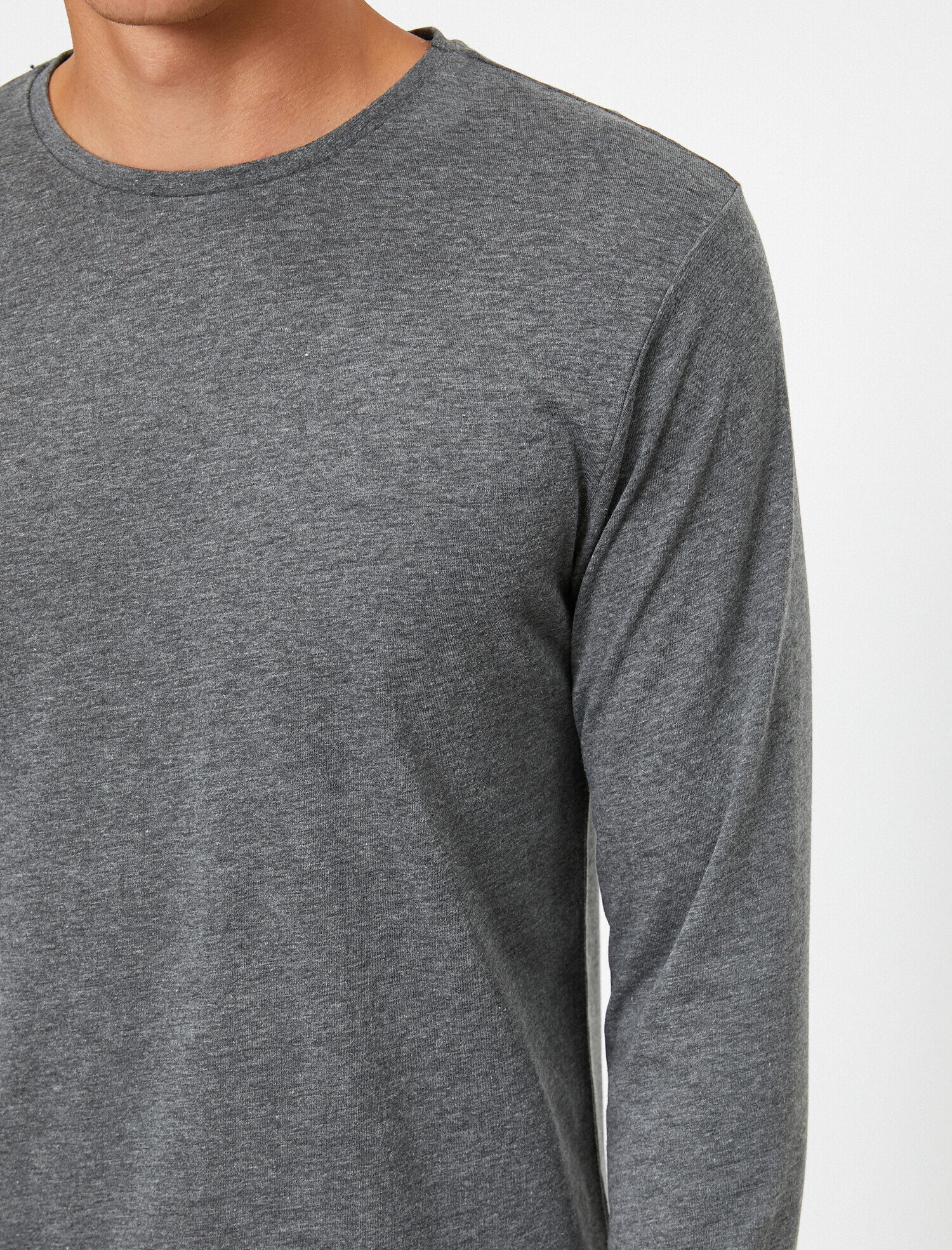   Bisiklet Yaka Uzun Kollu Basic Tişört