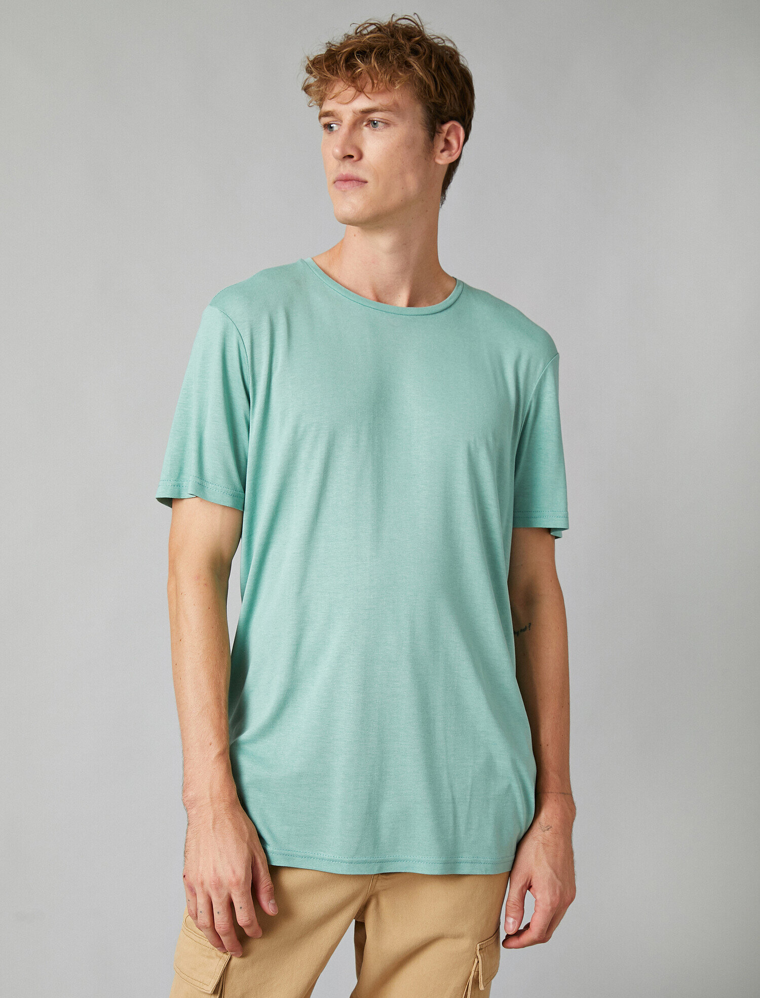   Kısa Kollu Bisiklet Yaka Basic Tişört