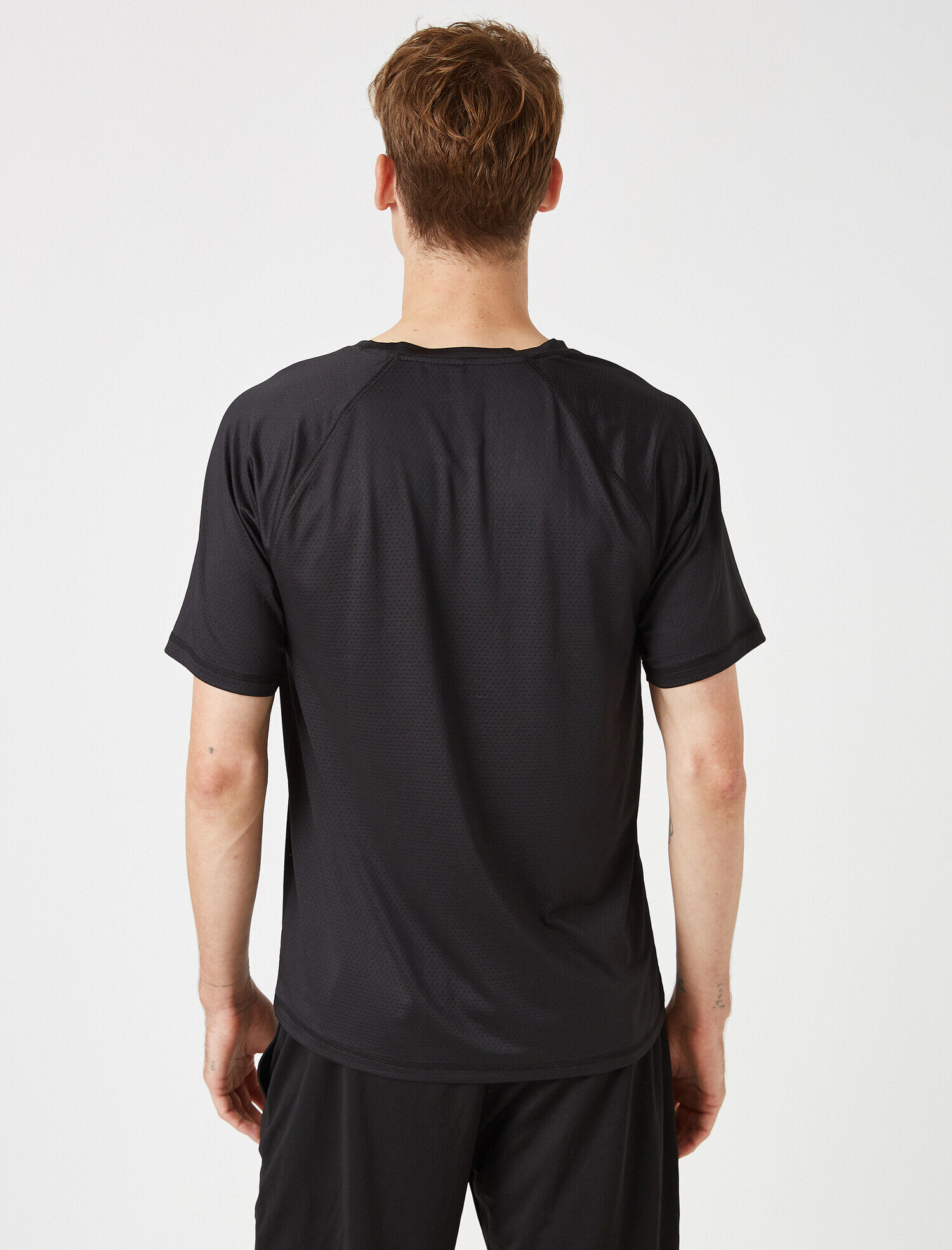 Yazili Baskili Bisiklet Yaka Kisa Kollu Tisört