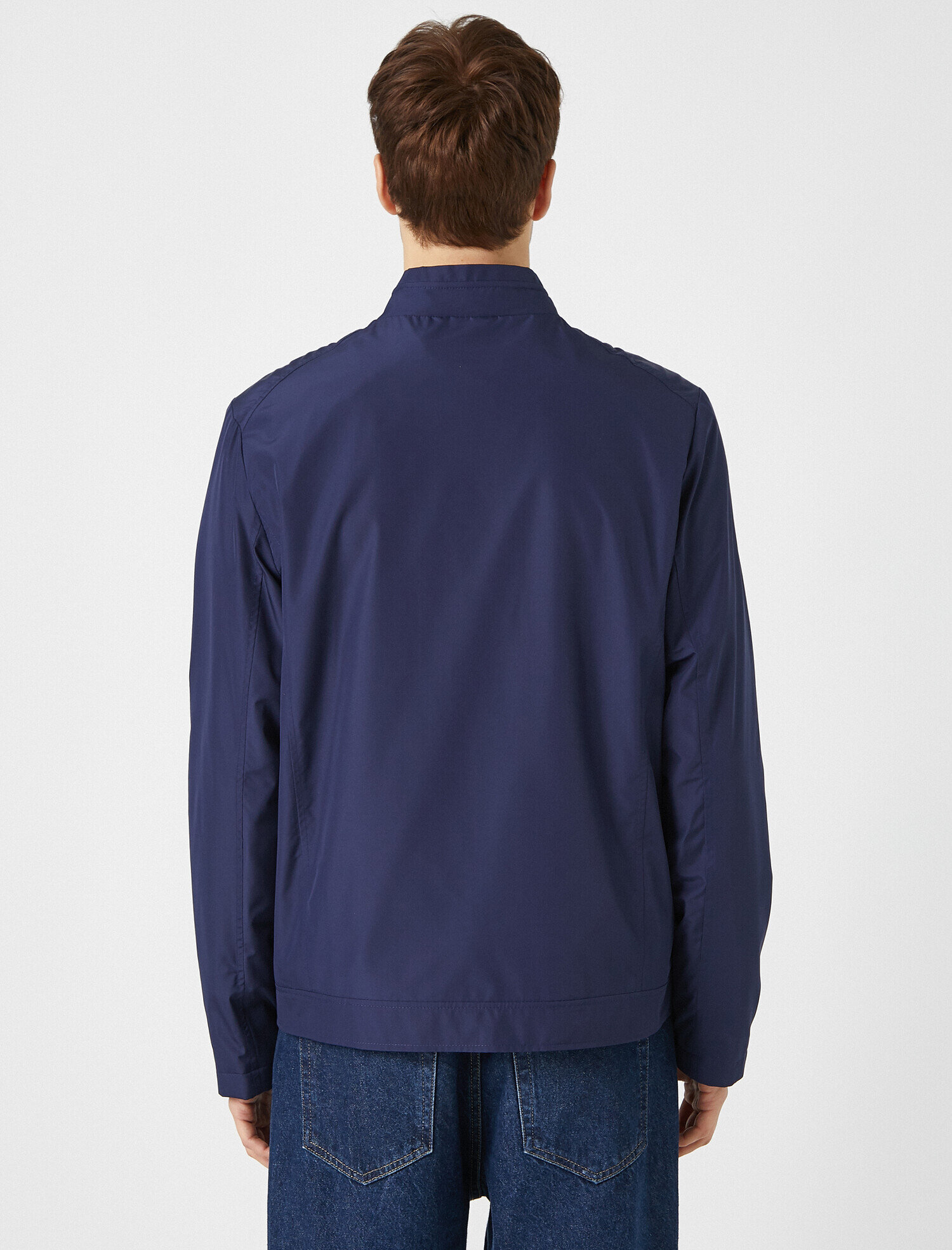 Dik Yaka Fermuarlı Poplin Kumaştan Mont