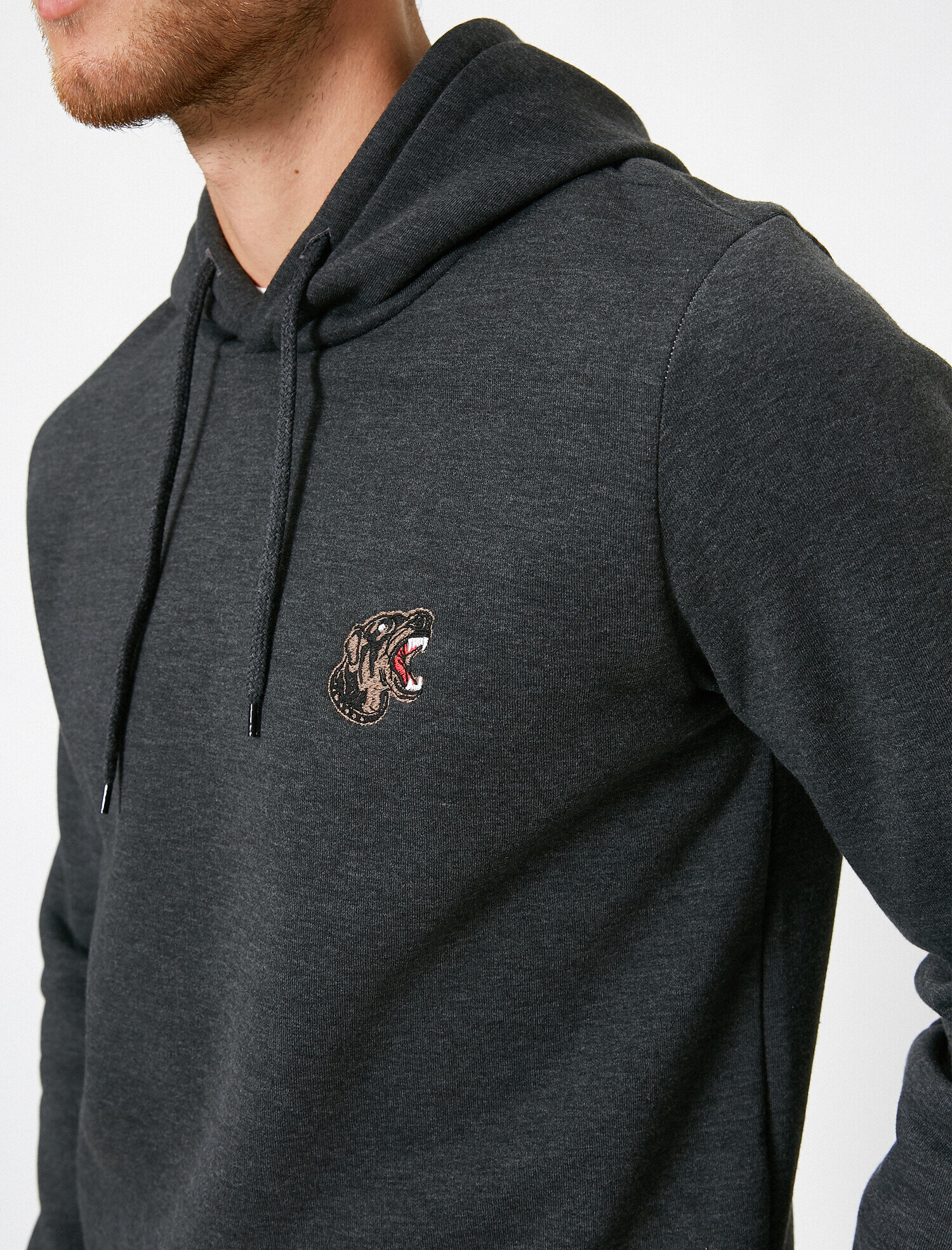   Kapüşonlu Uzun Kollu Sweatshirt