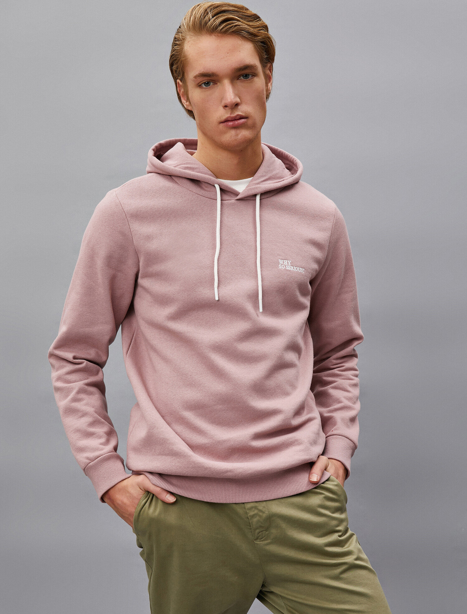   Uzun Kollu Kapüşonlu Slogan Baskılı Sweatshirt