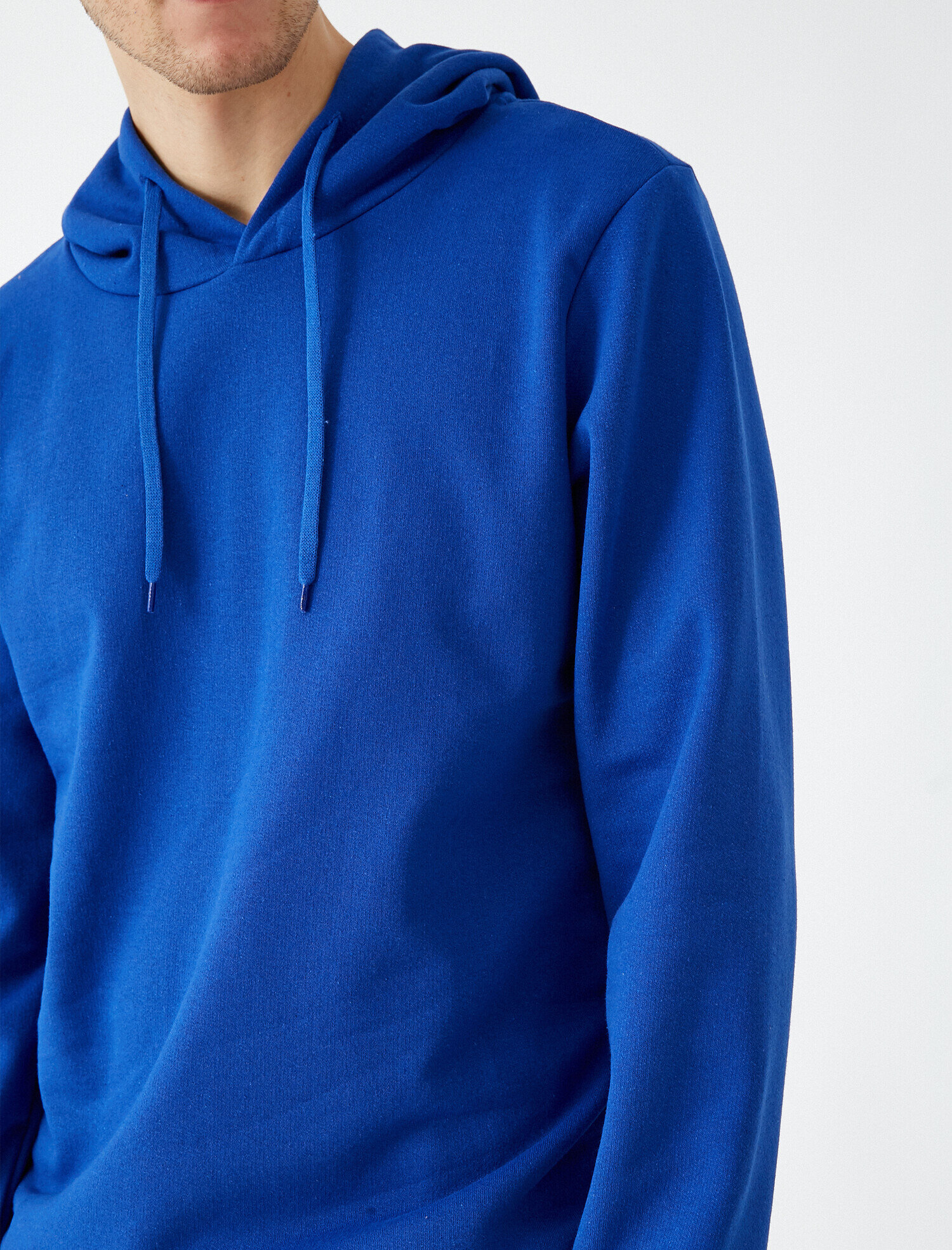 Kapüşonlu Uzun Kollu Basic Sweatshirt