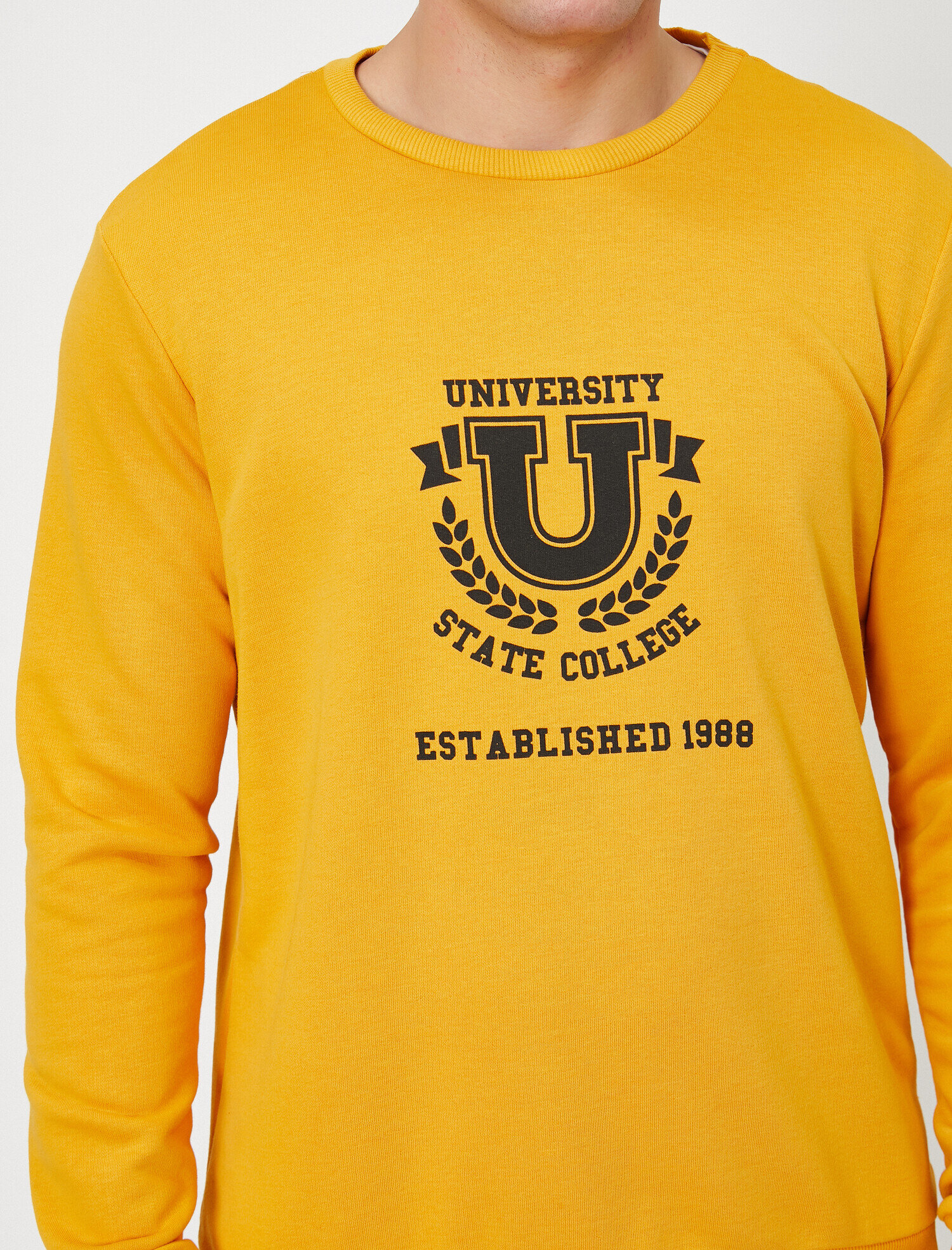 Bisiklet Yaka Baskılı Sweatshirt