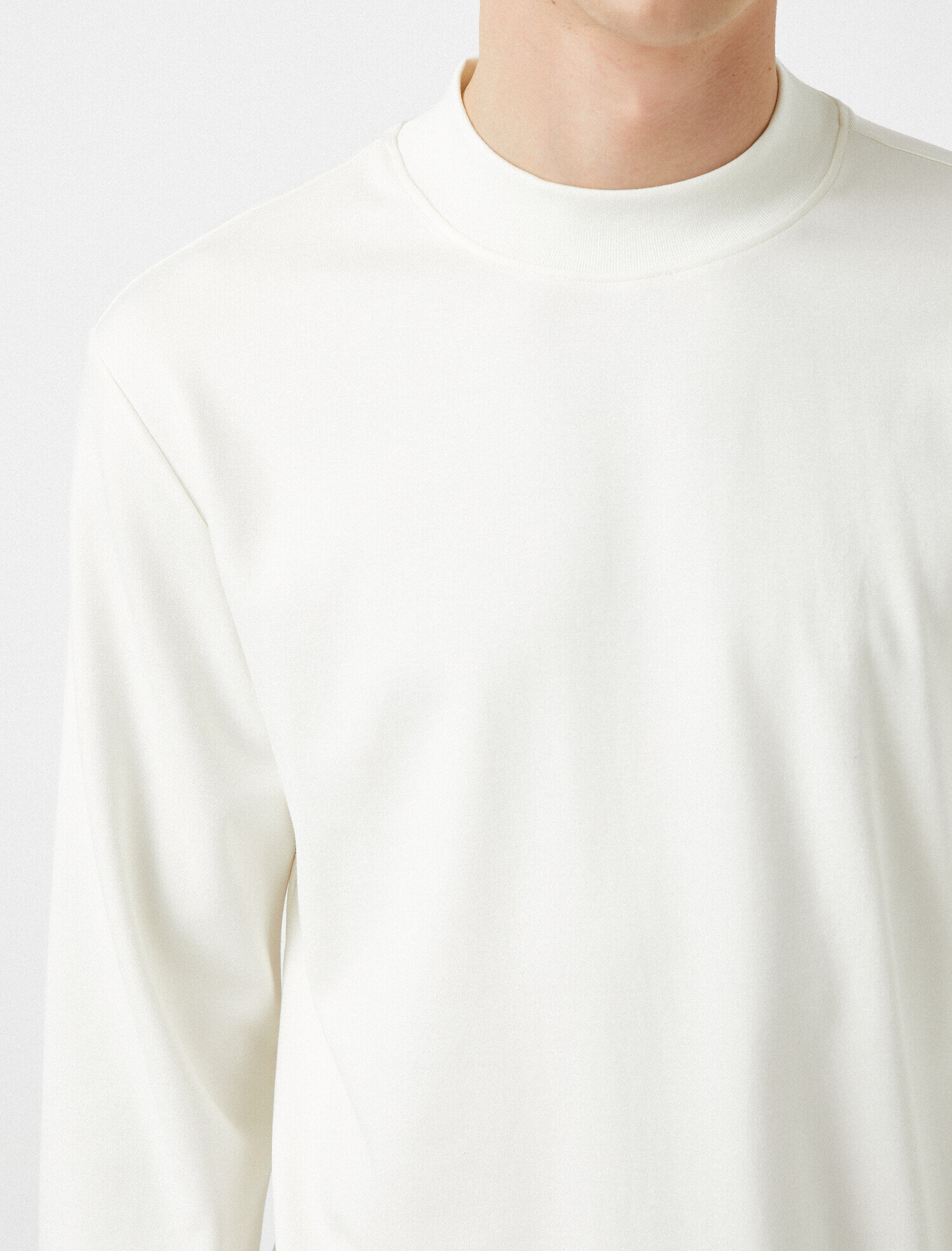   Basic Bisiklet Yaka Uzun Kollu Sweatshirt