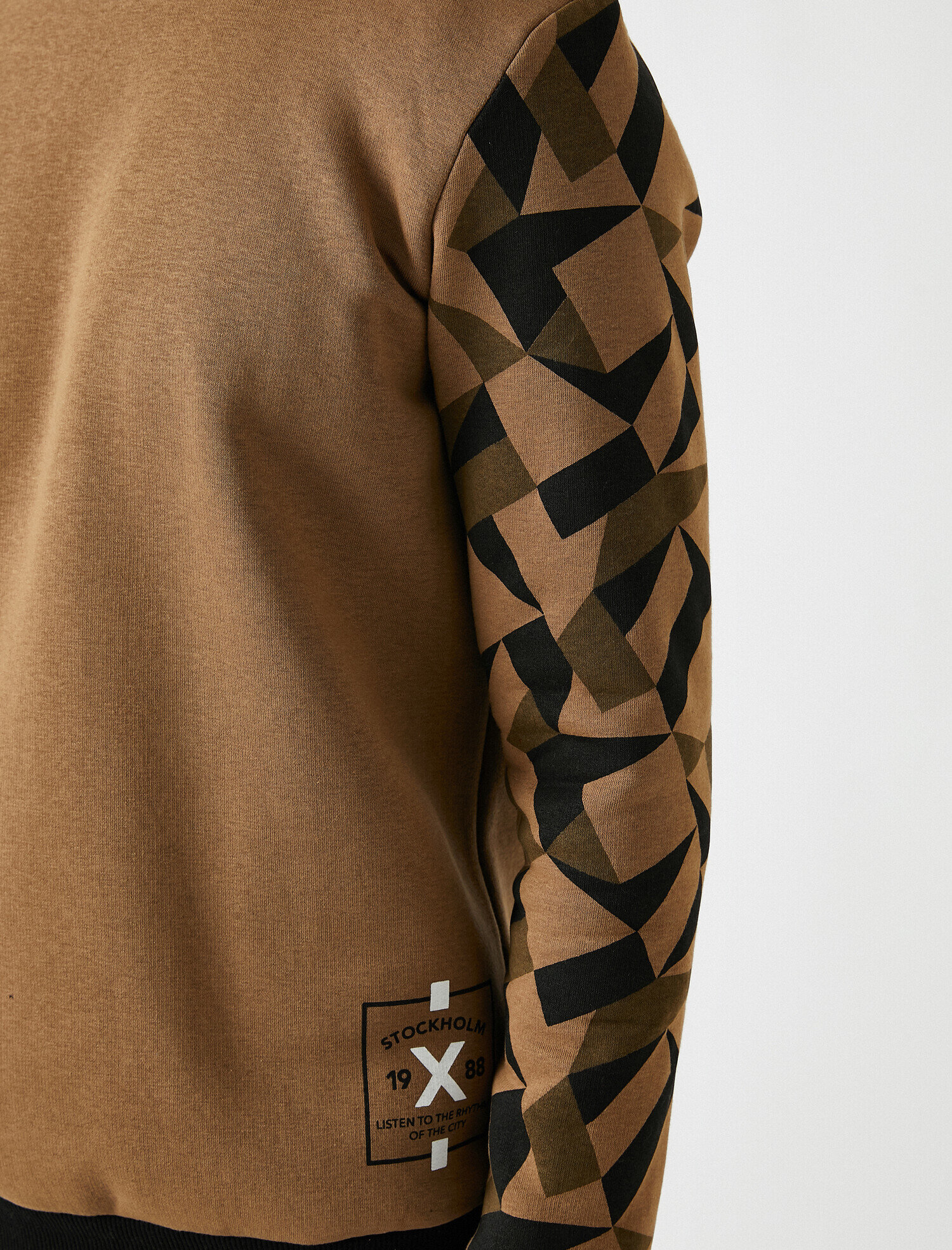   Bisiklet Yaka Baskılı Sweatshirt