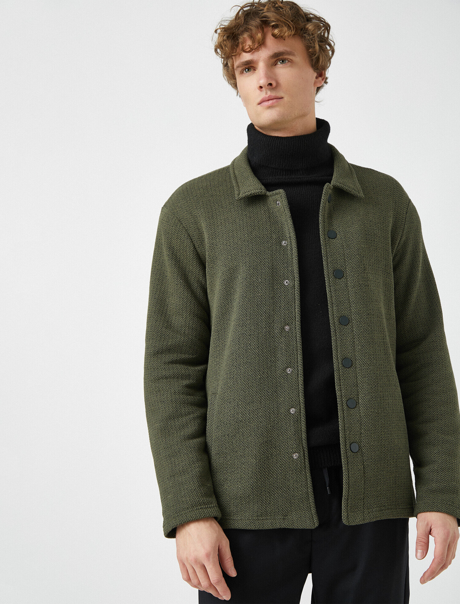   Gömlek Yaka Düğmeli Hırka