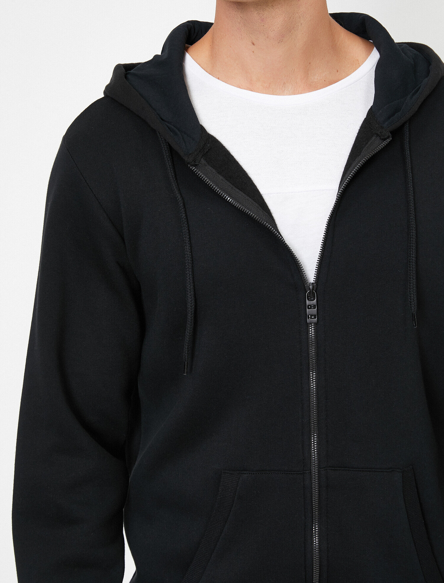   Fermuarlı Kapüşonlu Basic Sweatshirt