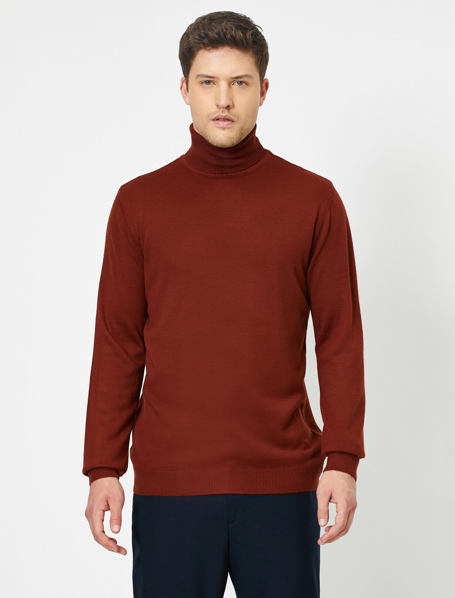   Boğazlı Uzun Kollu Dar Kesim Triko Kazak