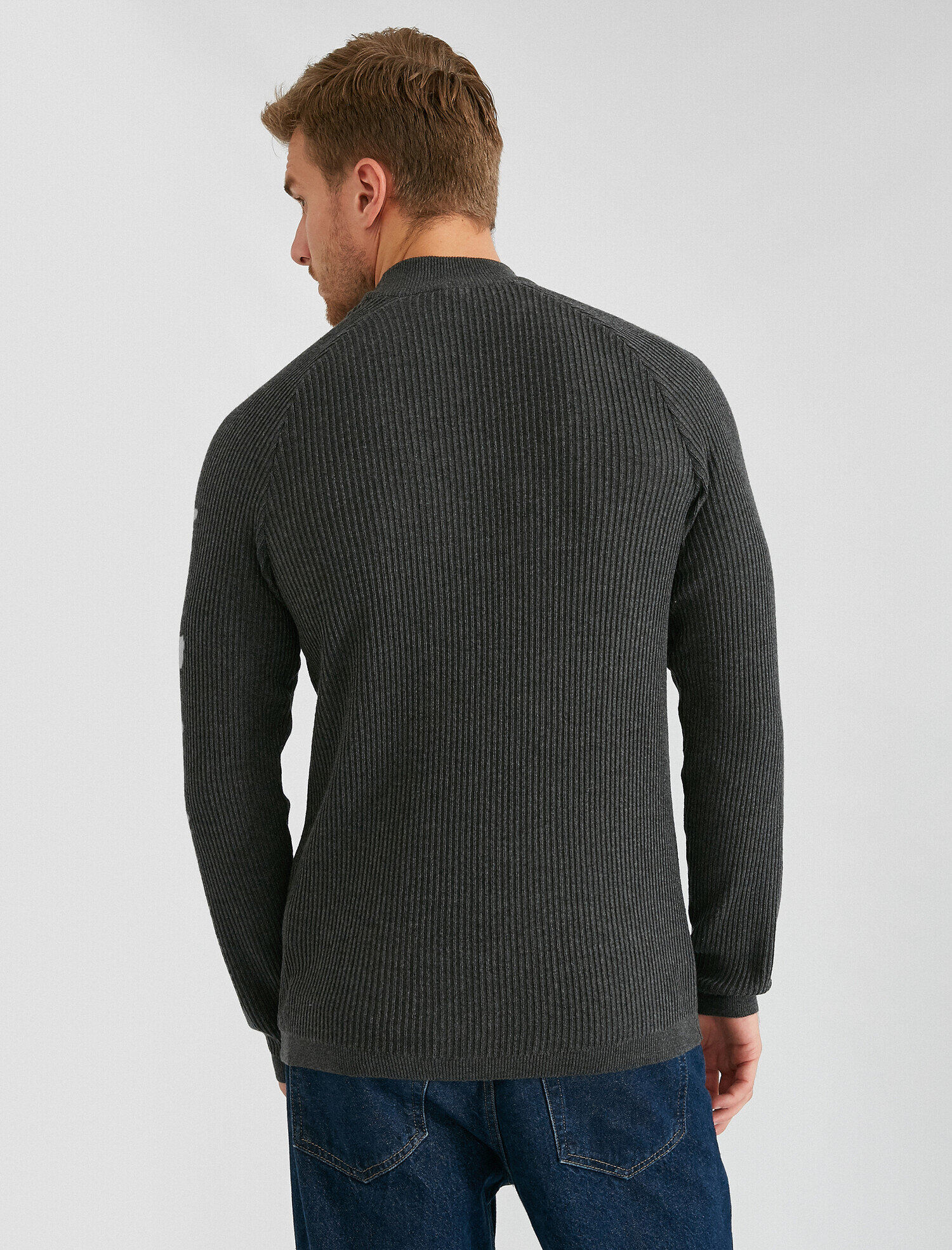   Yarım Balıkçı Yaka Uzun Kollu Triko Kazak