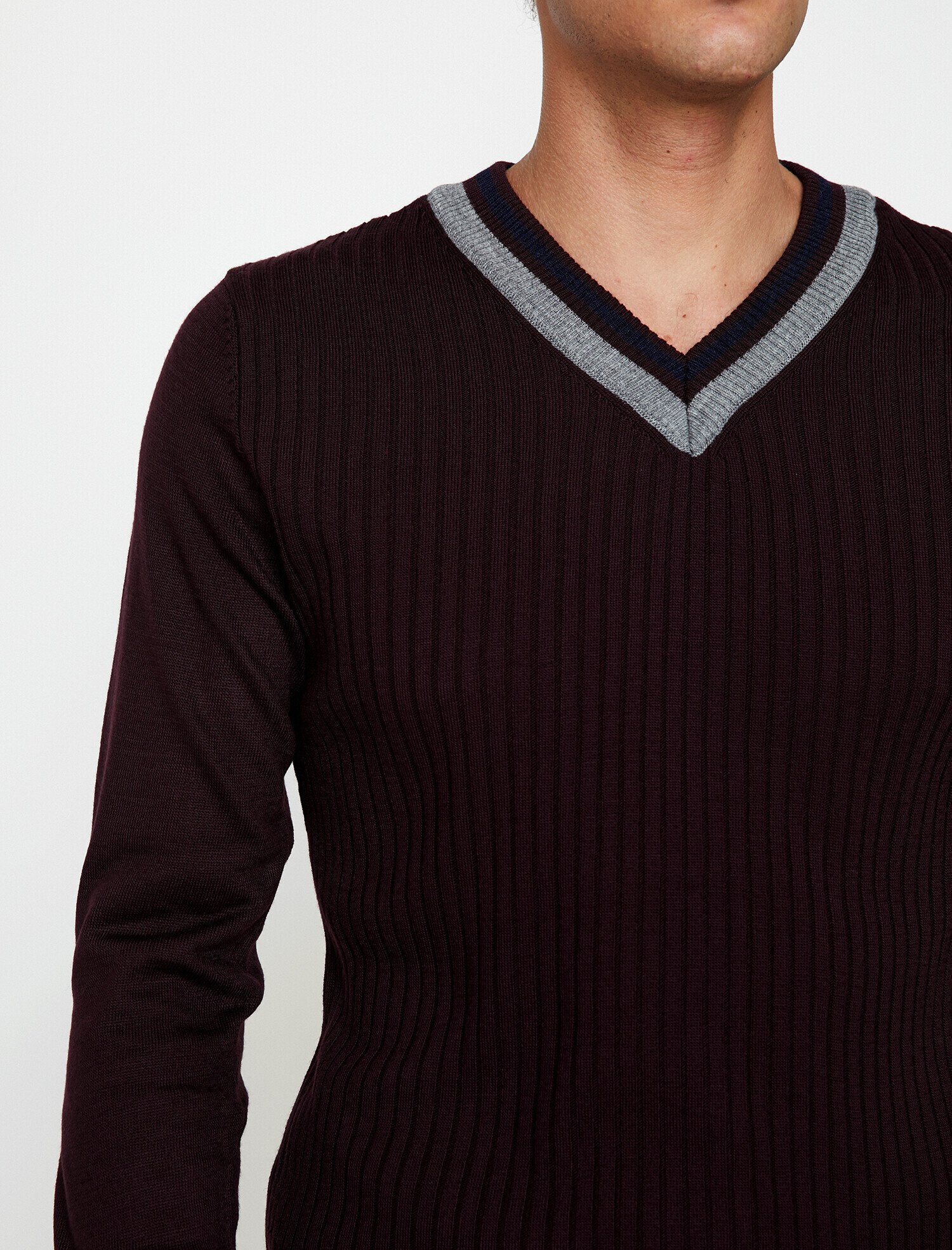   Triko Kazak V Yaka Uzun Kollu