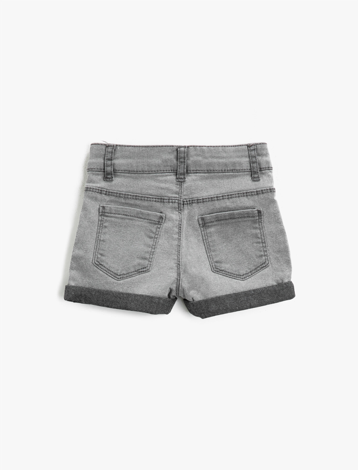  Kız Çocuk Esnek Jean Kumaştan Rahat Kesimli Paça Kıvırmalı Kısa Jean Şort