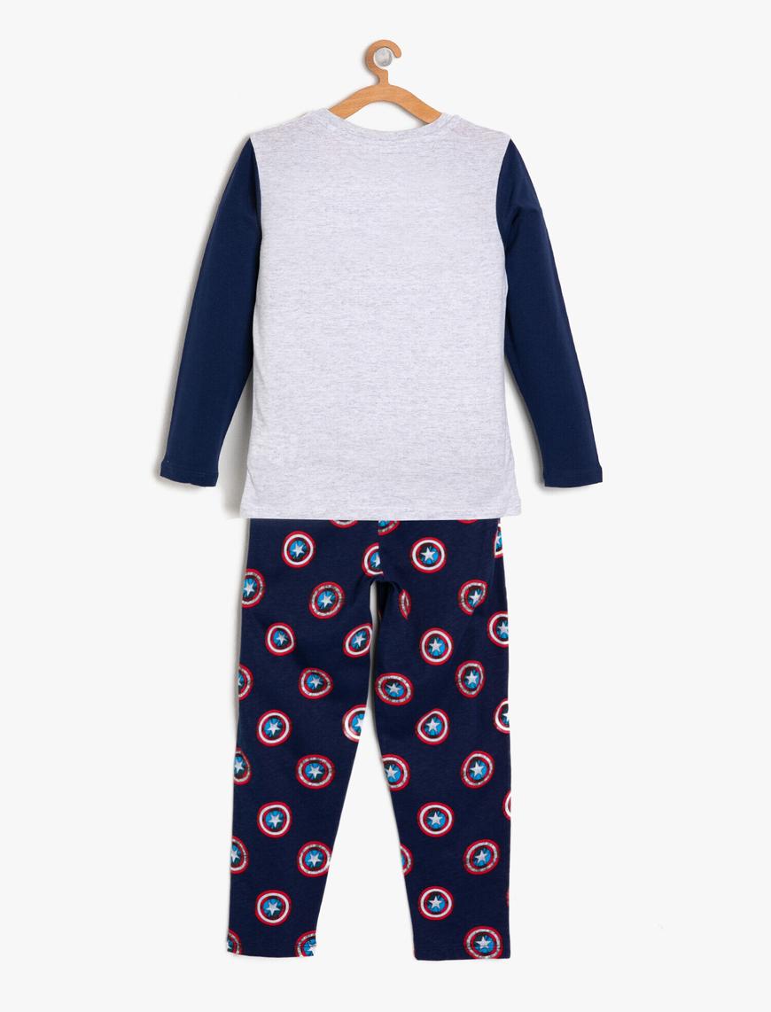  Erkek Çocuk Captain America Baskılı Pijama Seti