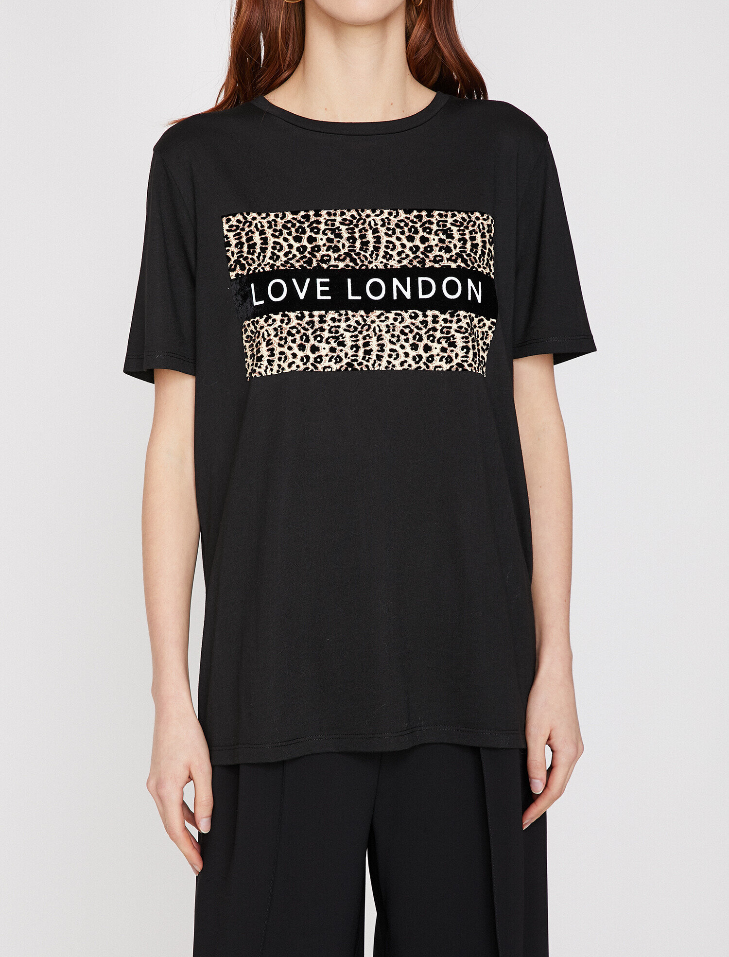   Leopar Desenli Baskılı Bisiklet Yaka Standart Kalıp Tişört