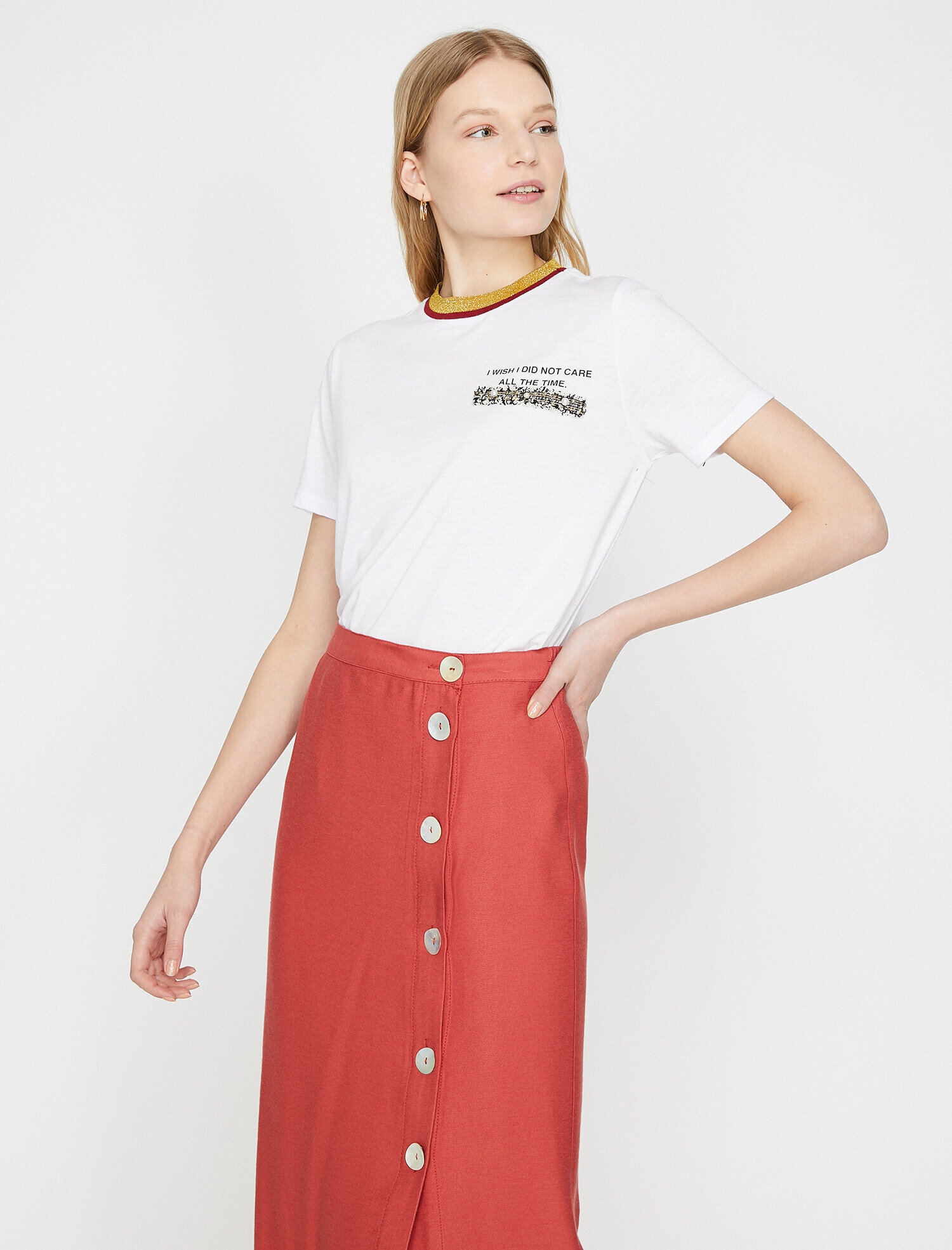   İnci Detaylı Tişört