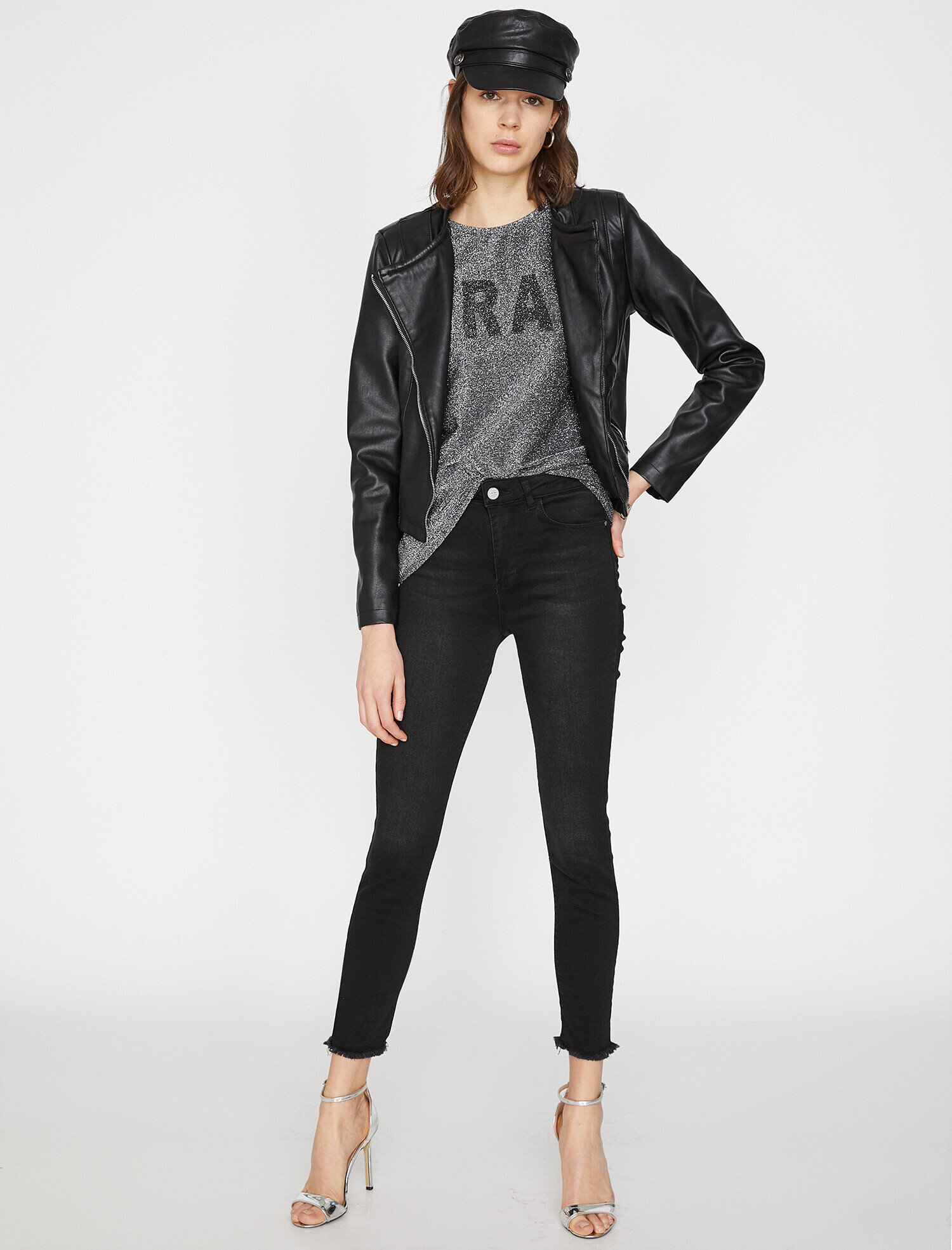 Deri Görünümlü Mont