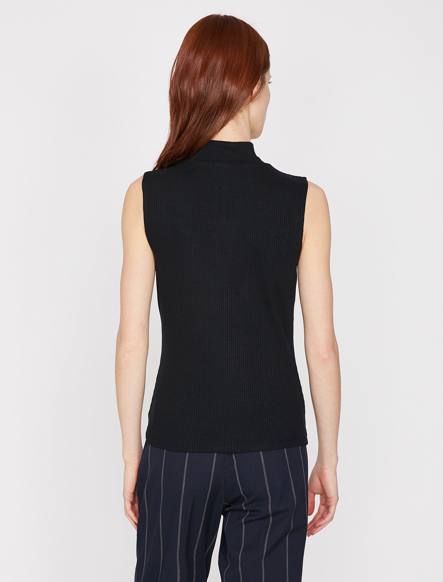   Fermuar Detaylı Atlet