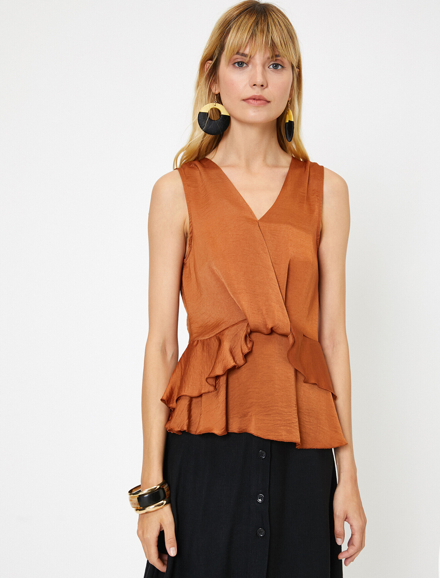   Fırfır Detaylı Atlet