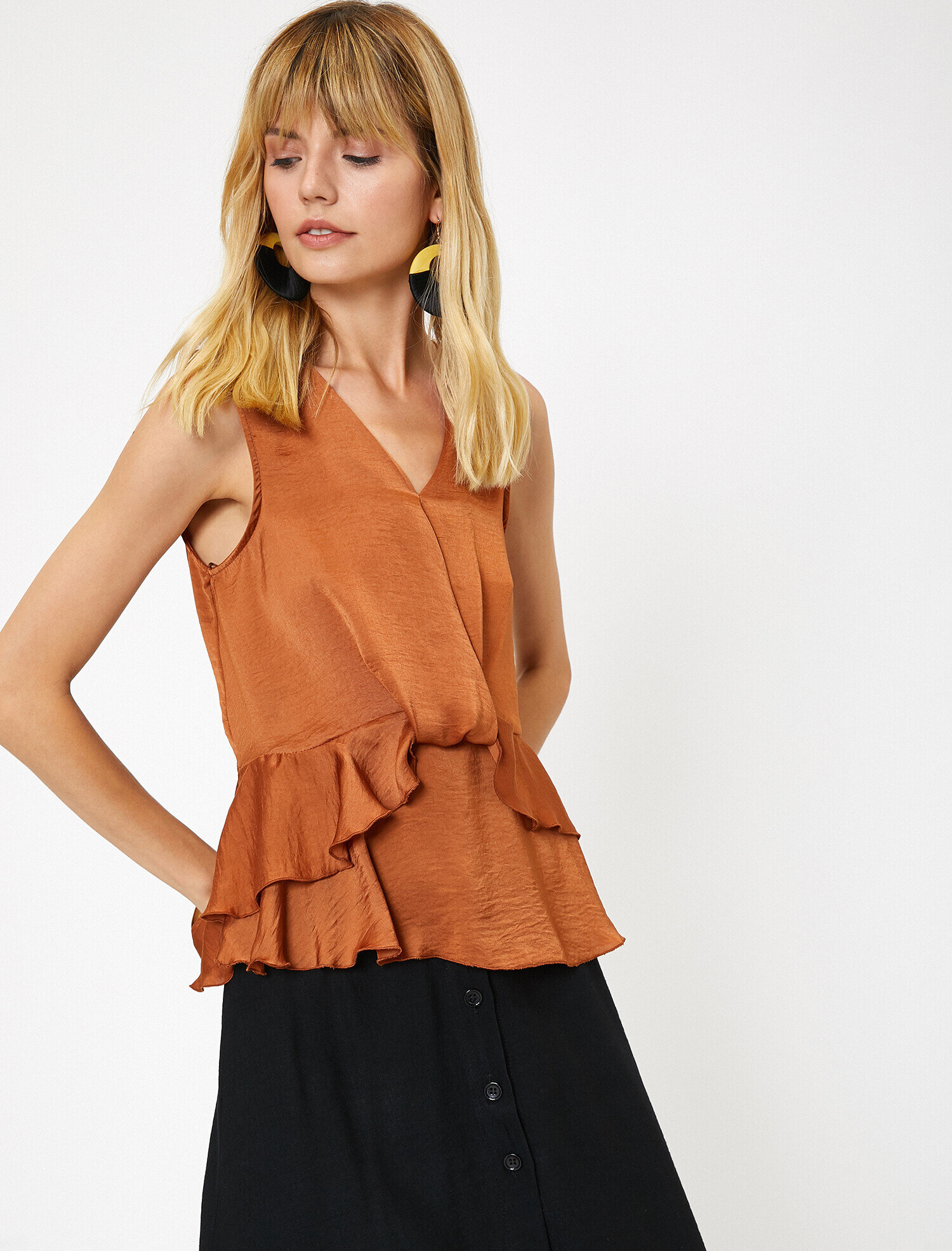   Fırfır Detaylı Atlet