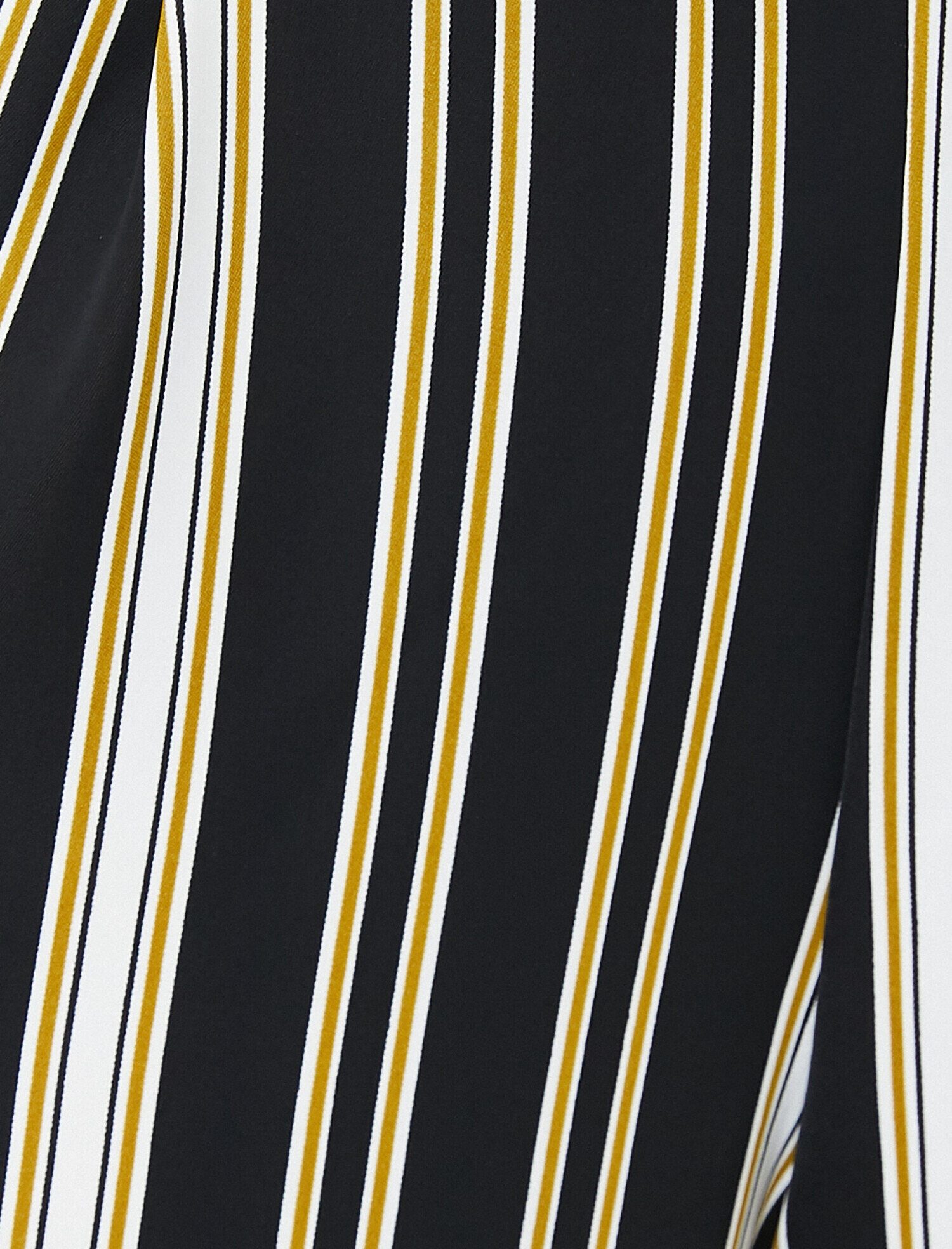   Düğme Detaylı Pantolon