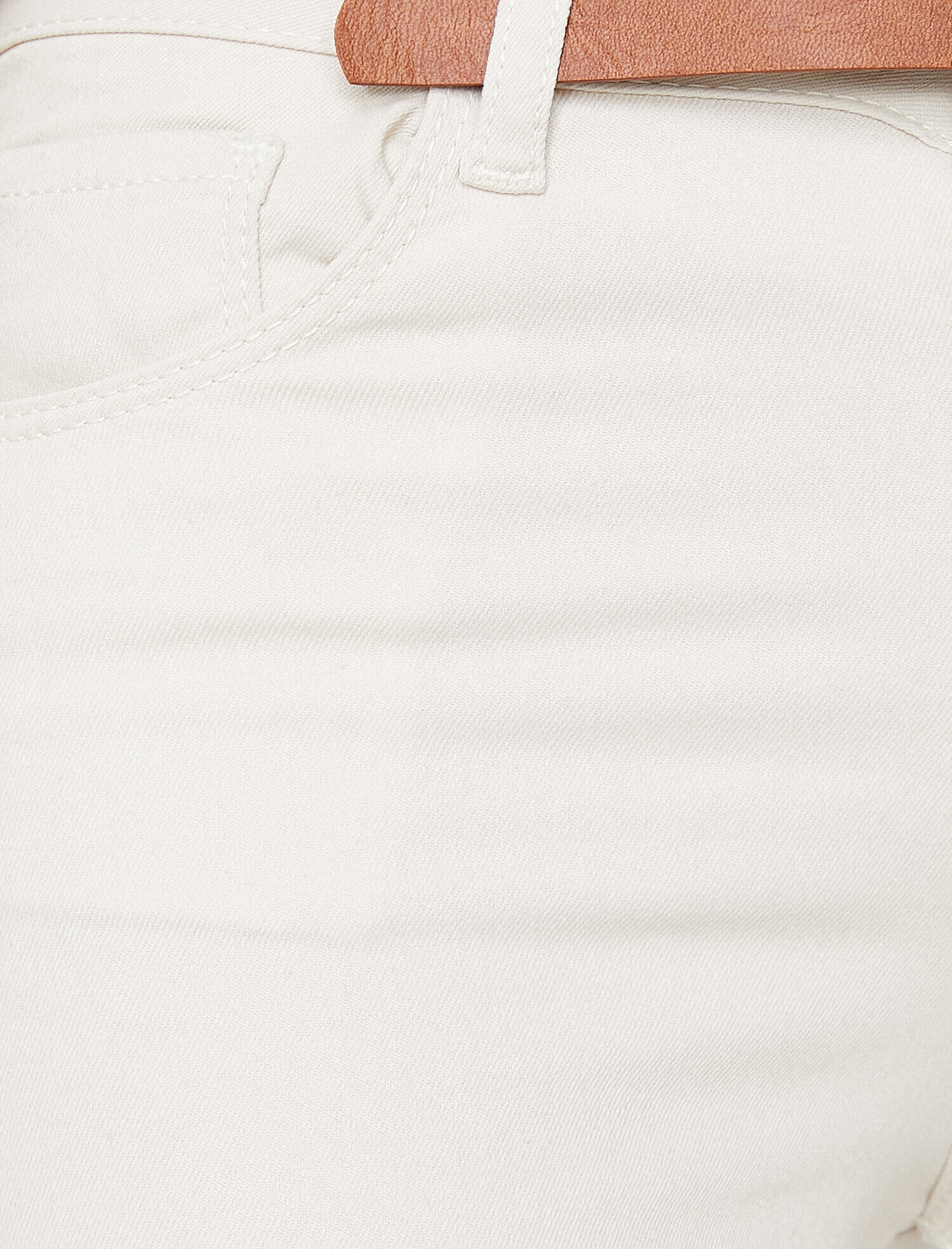   Kemer Detaylı Pantolon