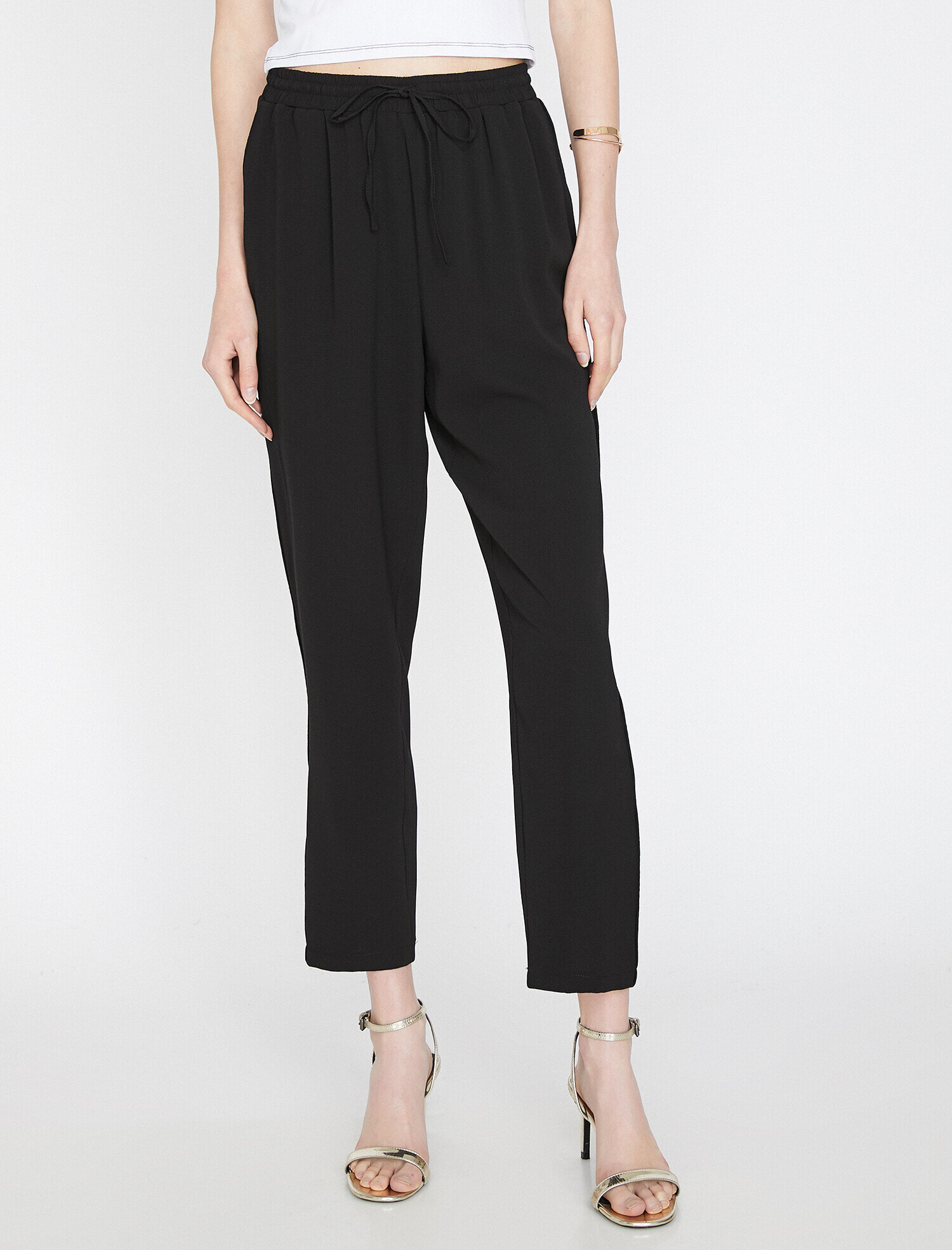   Beli Bağlamalı Cepli Pantolon