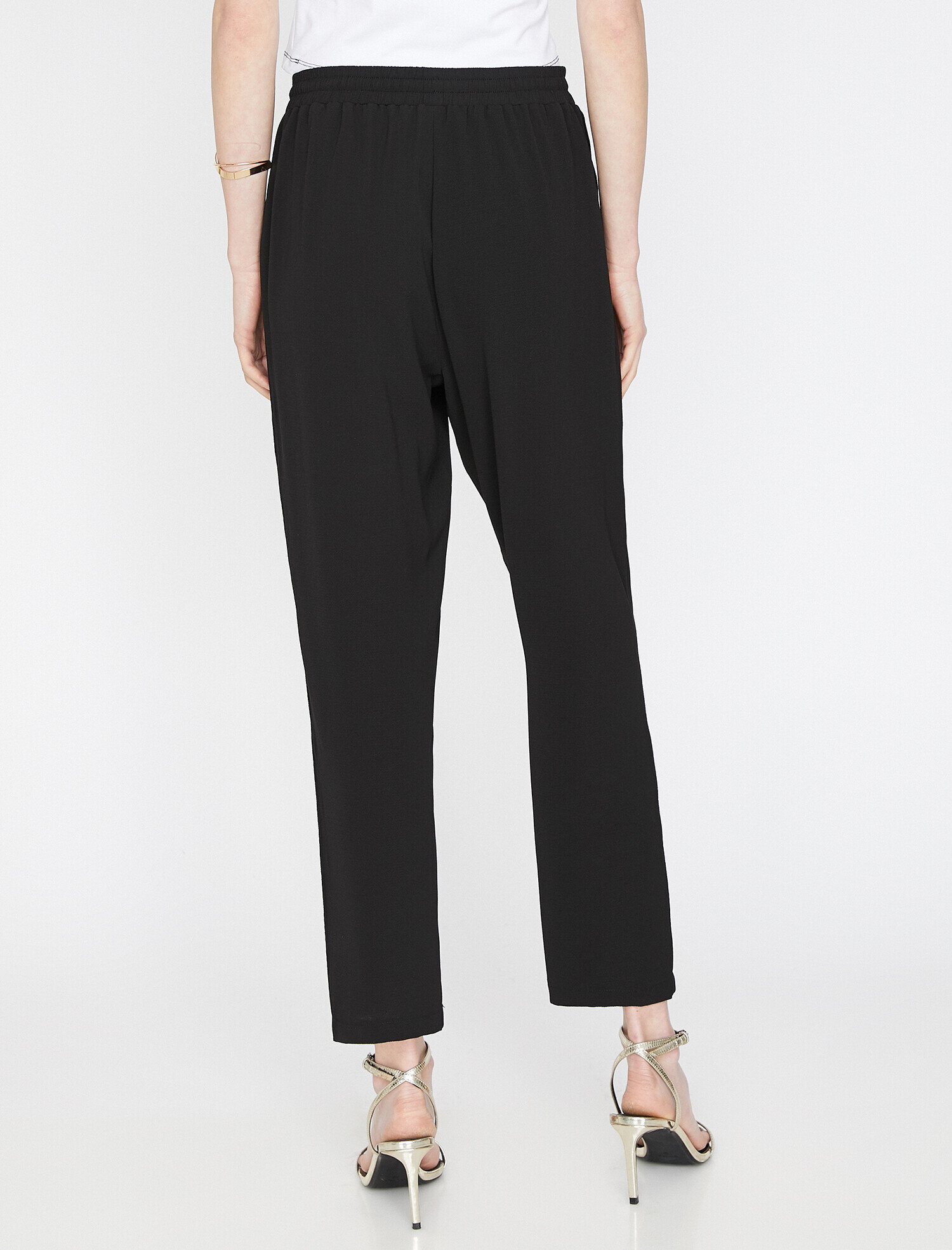   Beli Bağlamalı Cepli Pantolon