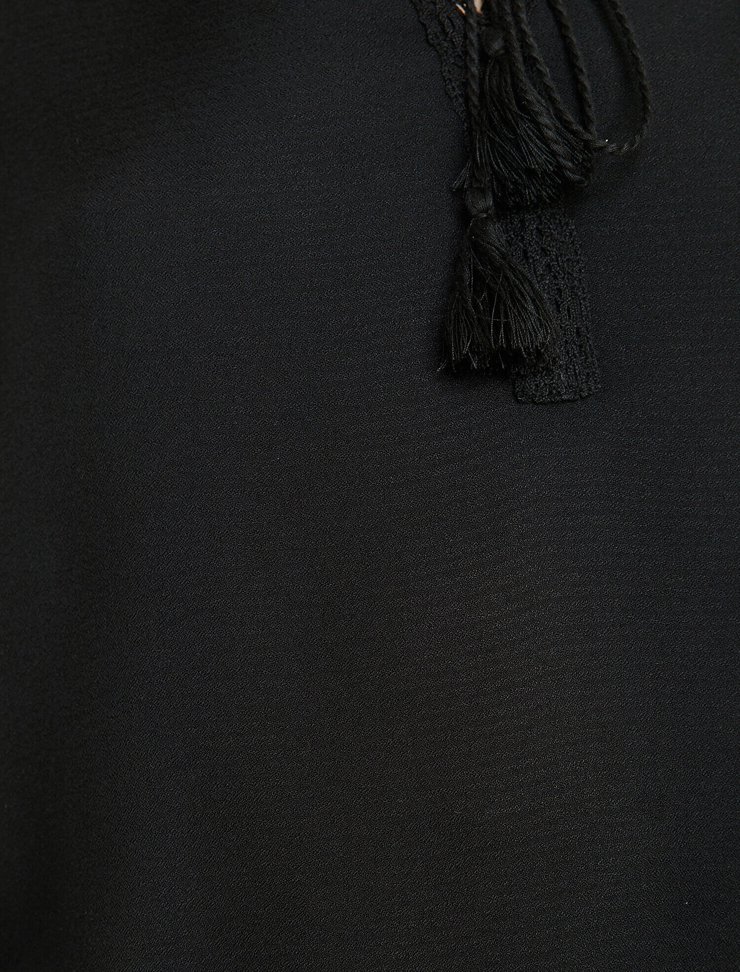   Dantel Detaylı Bluz