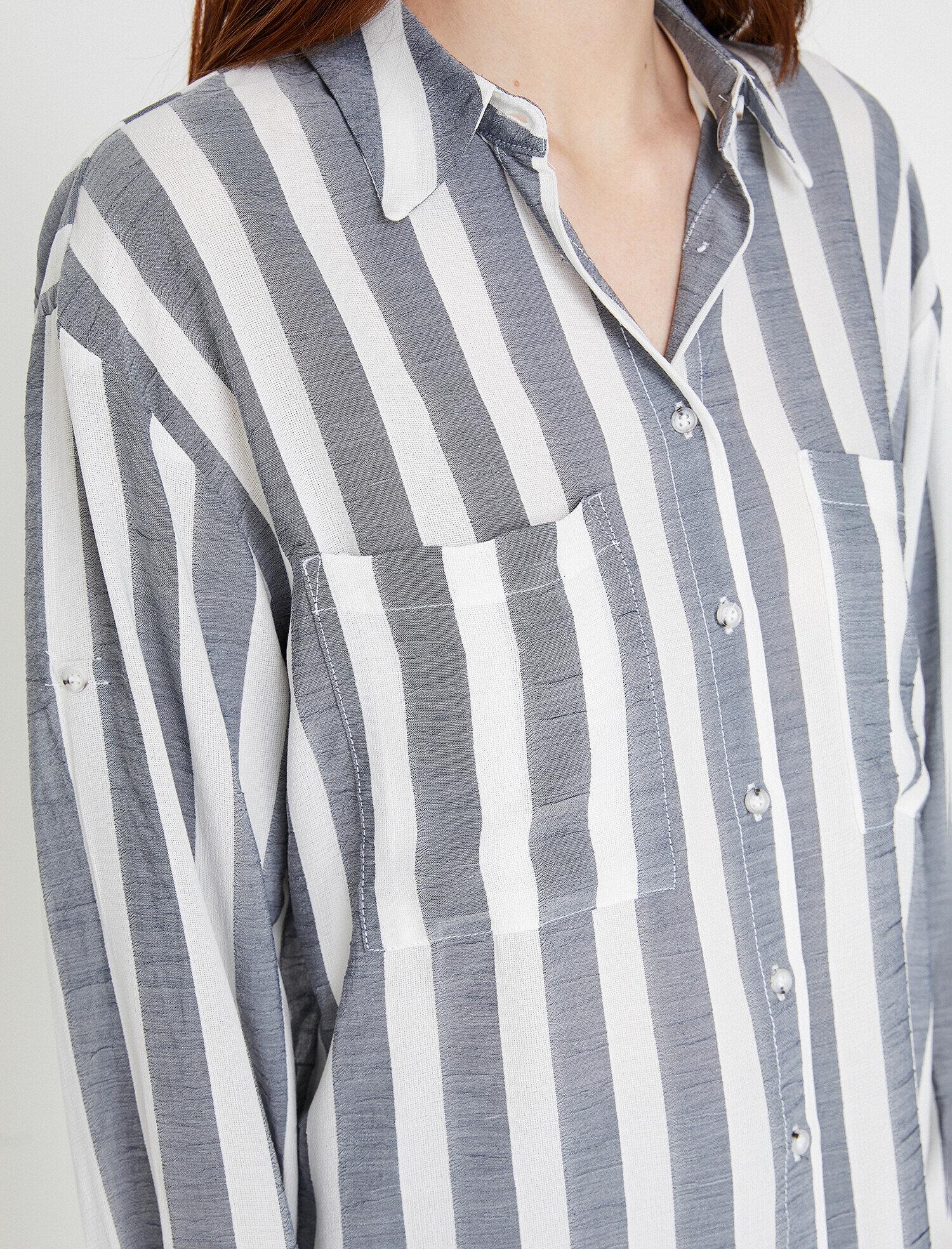 Çizgili Gömlek
