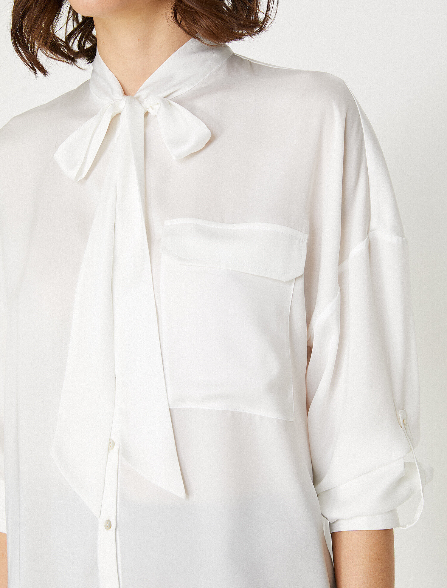   Bağlama Detaylı Gömlek