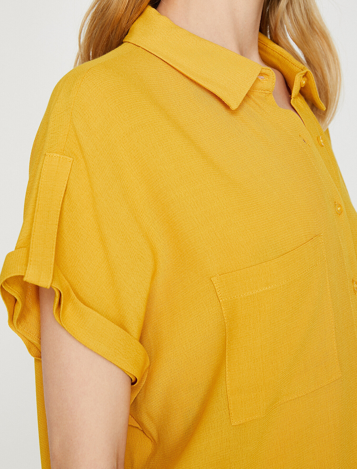   Cep Detaylı Gömlek