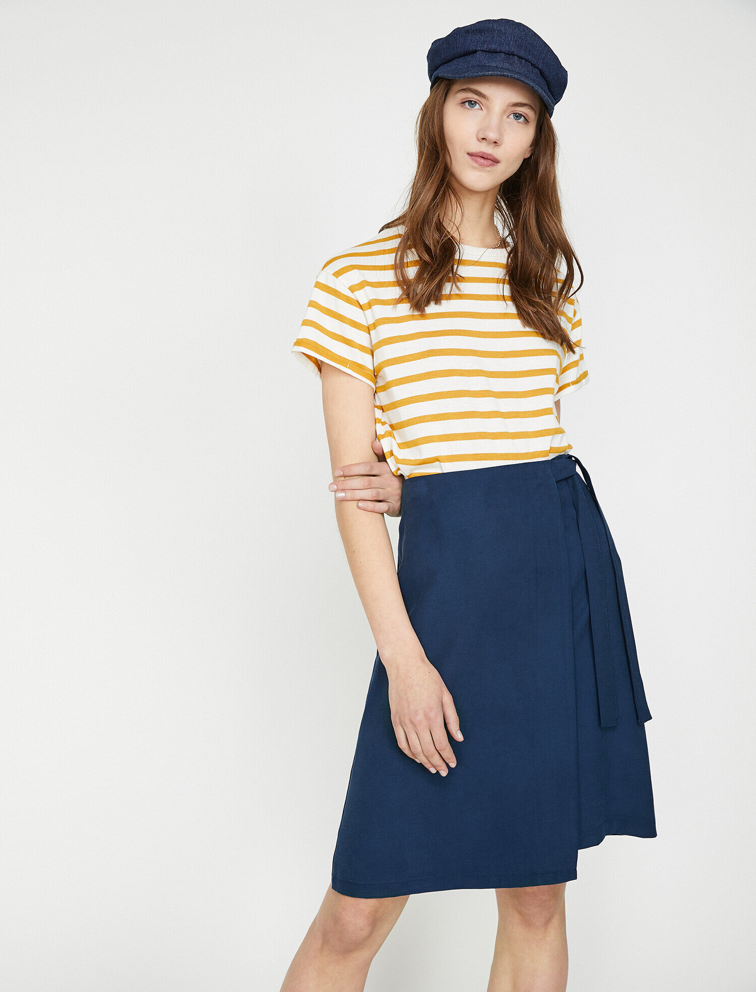   Beli Bağlamalı Etek