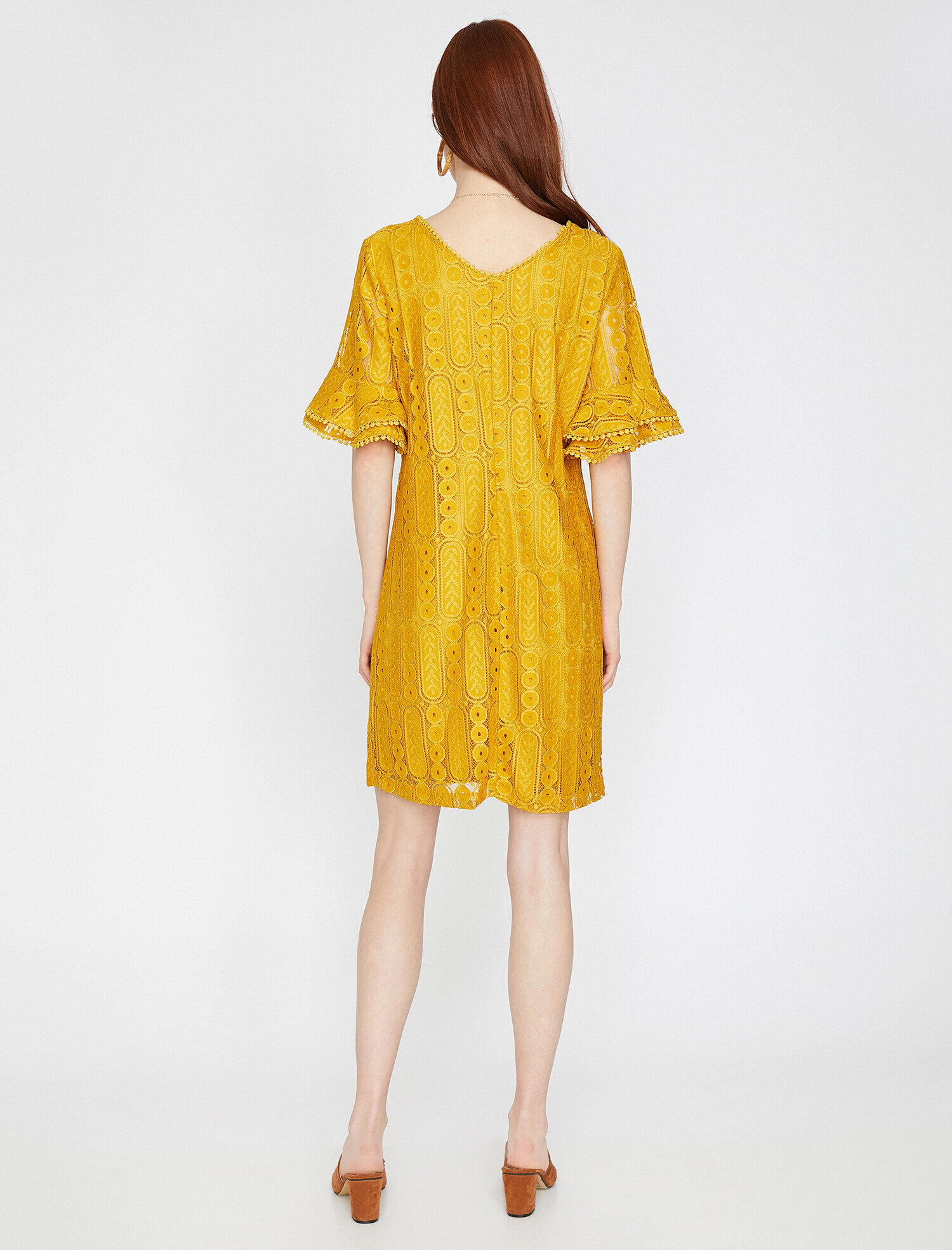   Dantel Detaylı Elbise