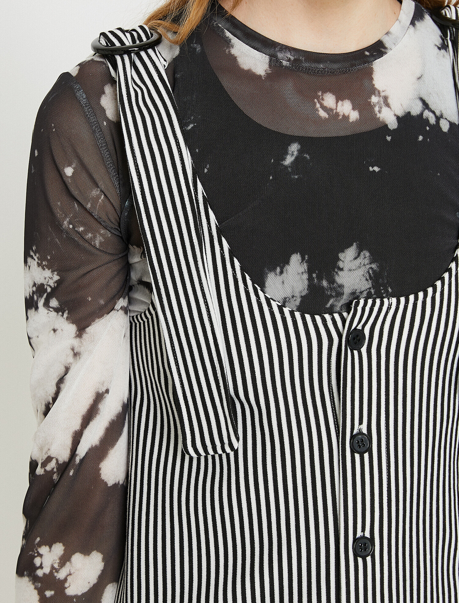   Düğme Detaylı Elbise