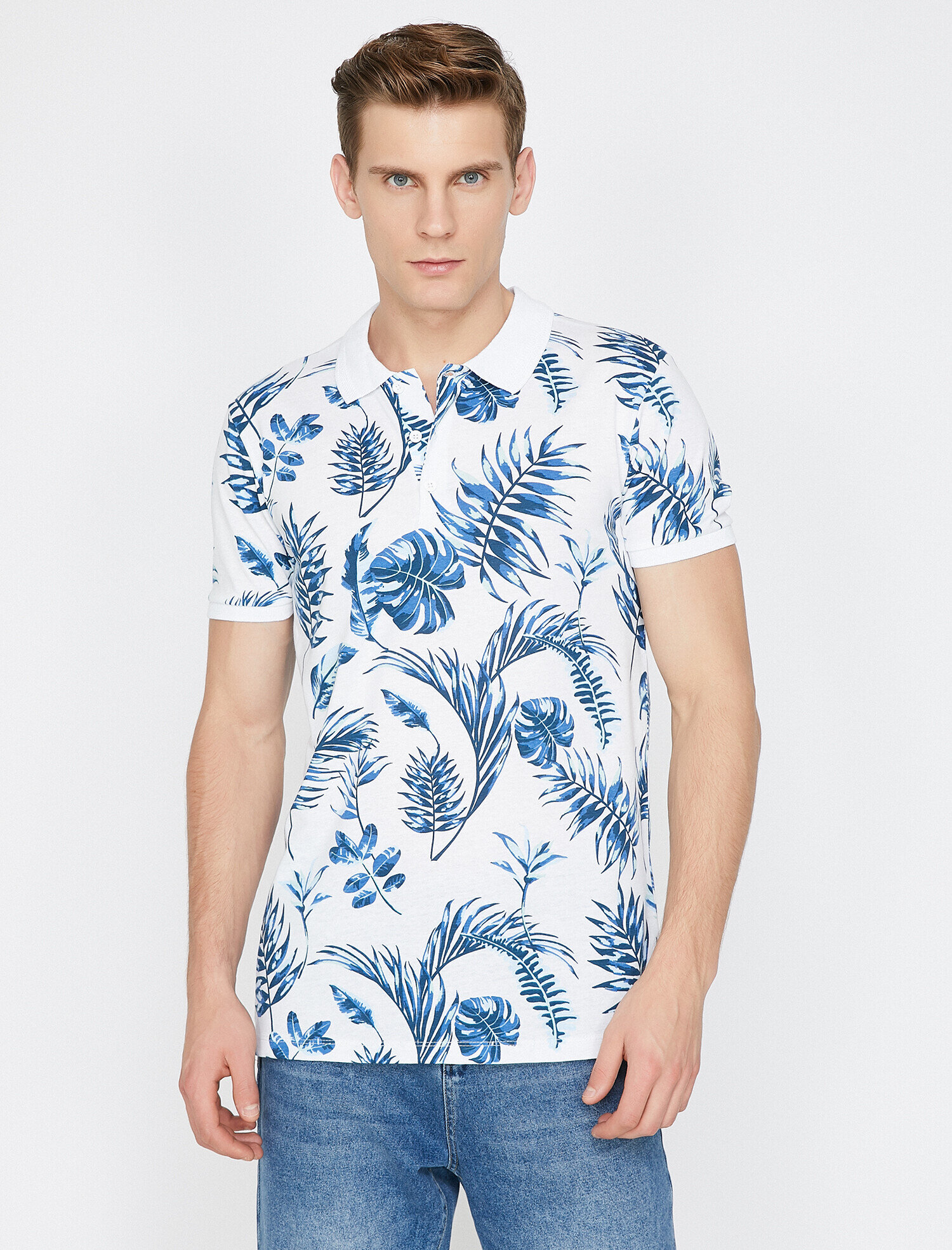   Desenli Polo Yaka Tişört Kısa Kollu